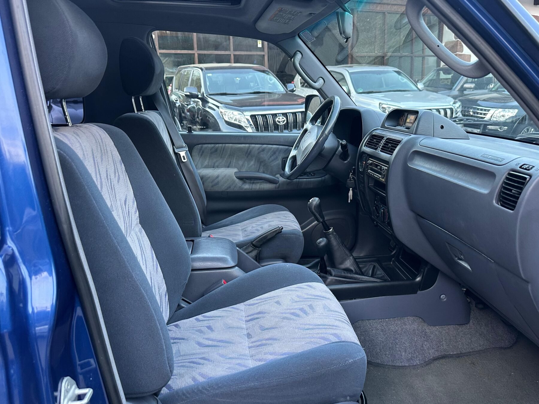 TOYOTA Land Cruiser 90 3.0 TD VX