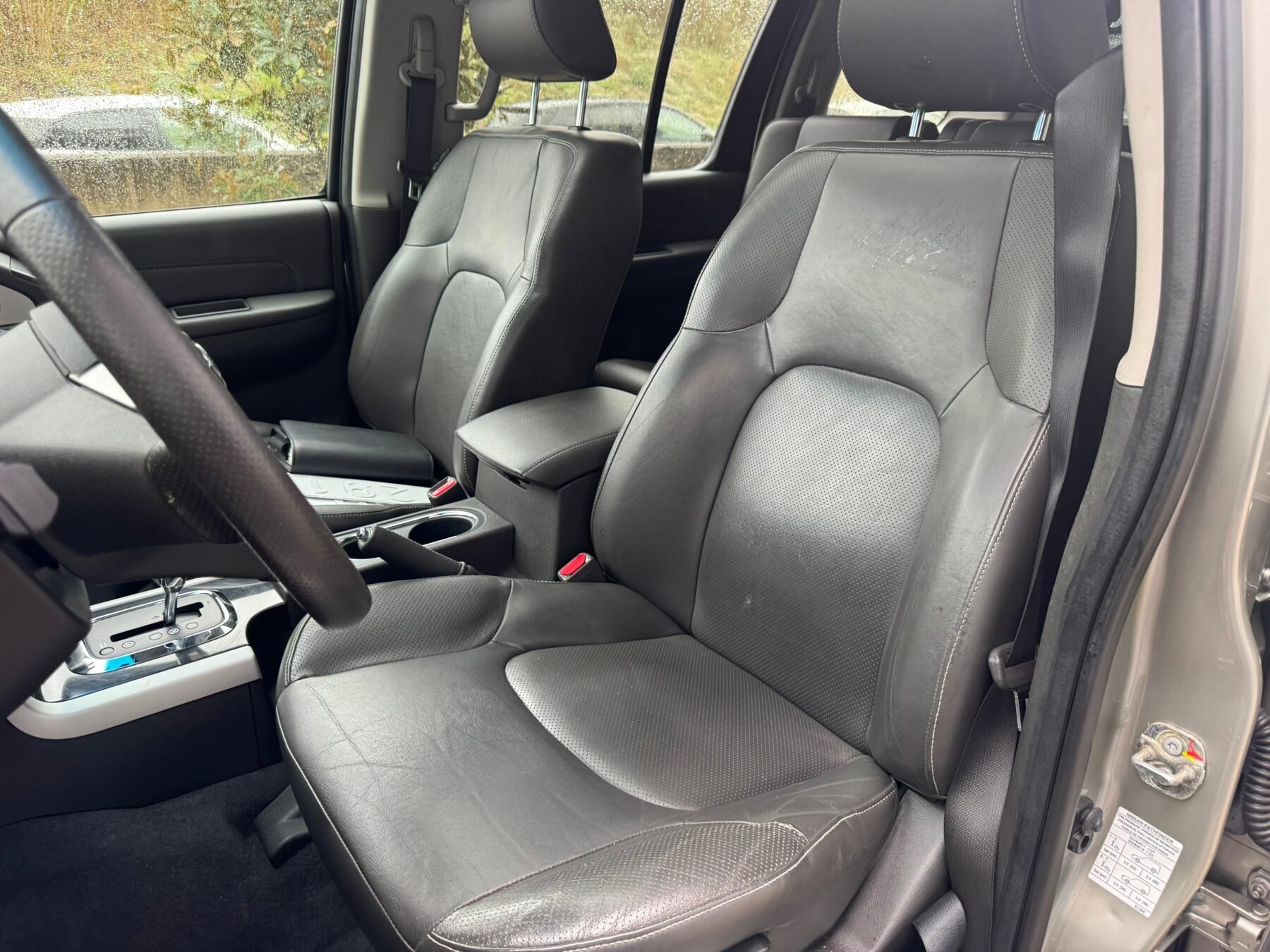 NISSAN Pathfinder 3.0dCi 231 CV LE V6 7 Pl AT P TecBose