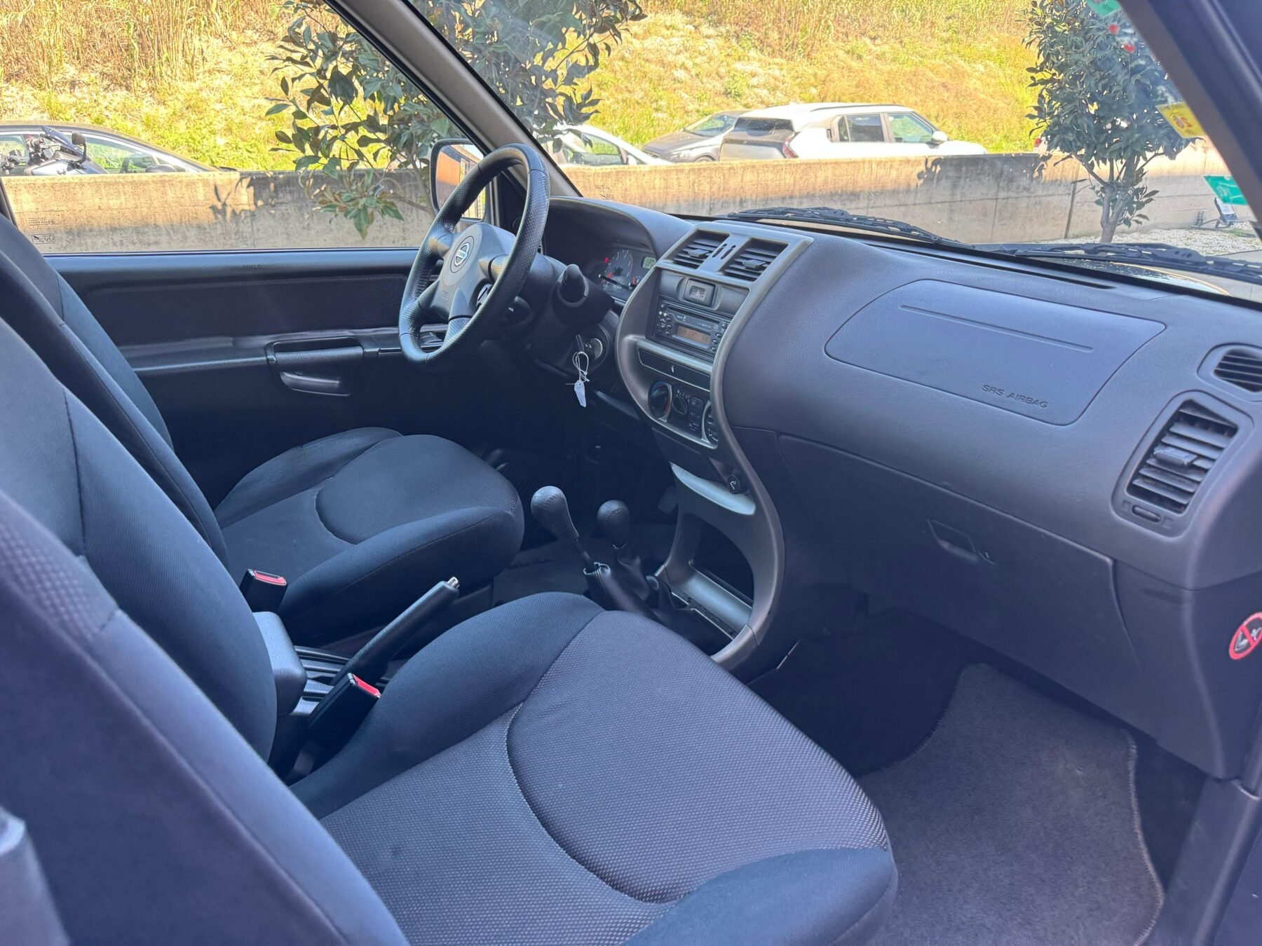 NISSAN Terrano 2.7 TDi Sport 3p