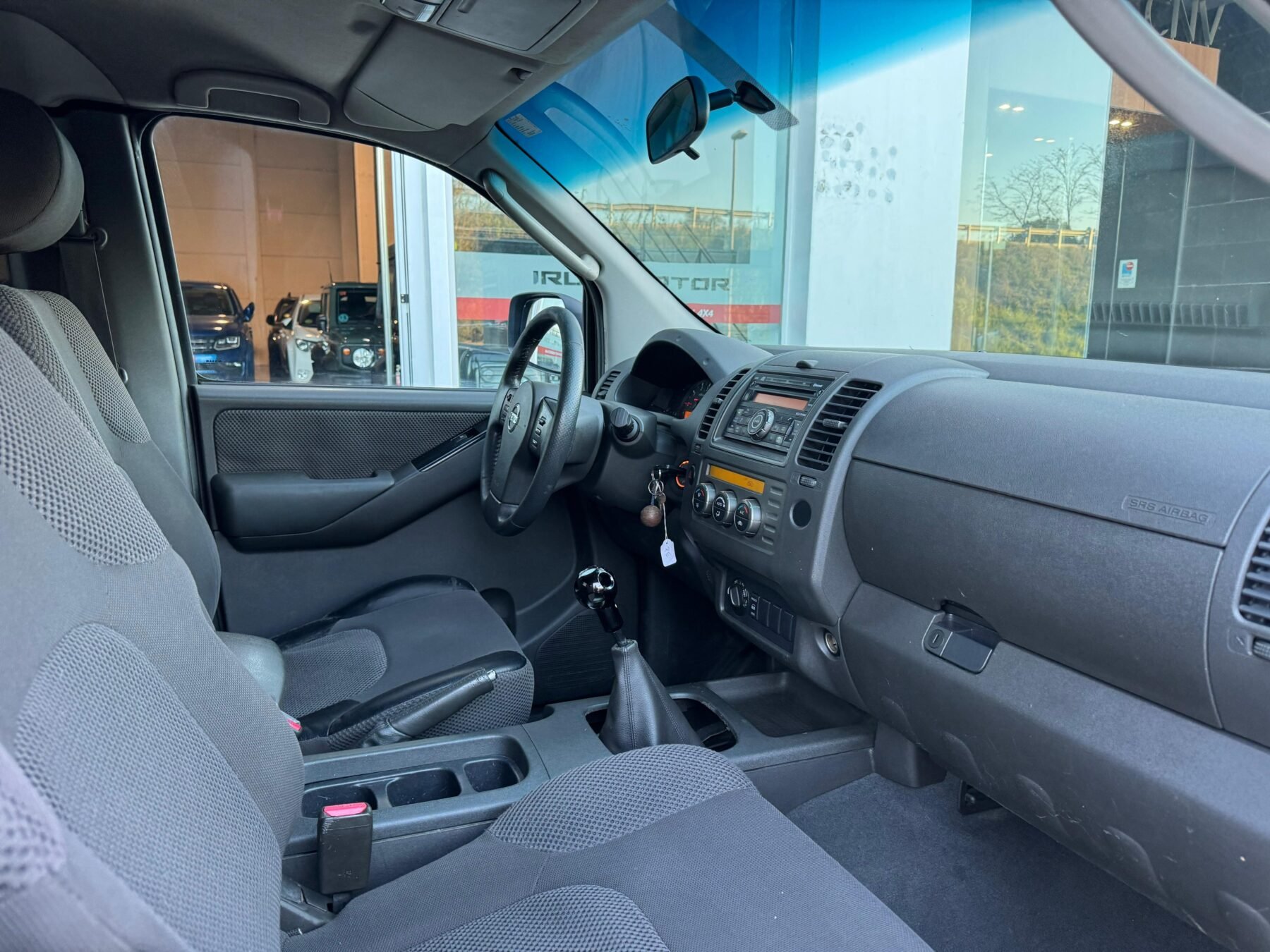 NISSAN Navara 4X4 King Cab XE