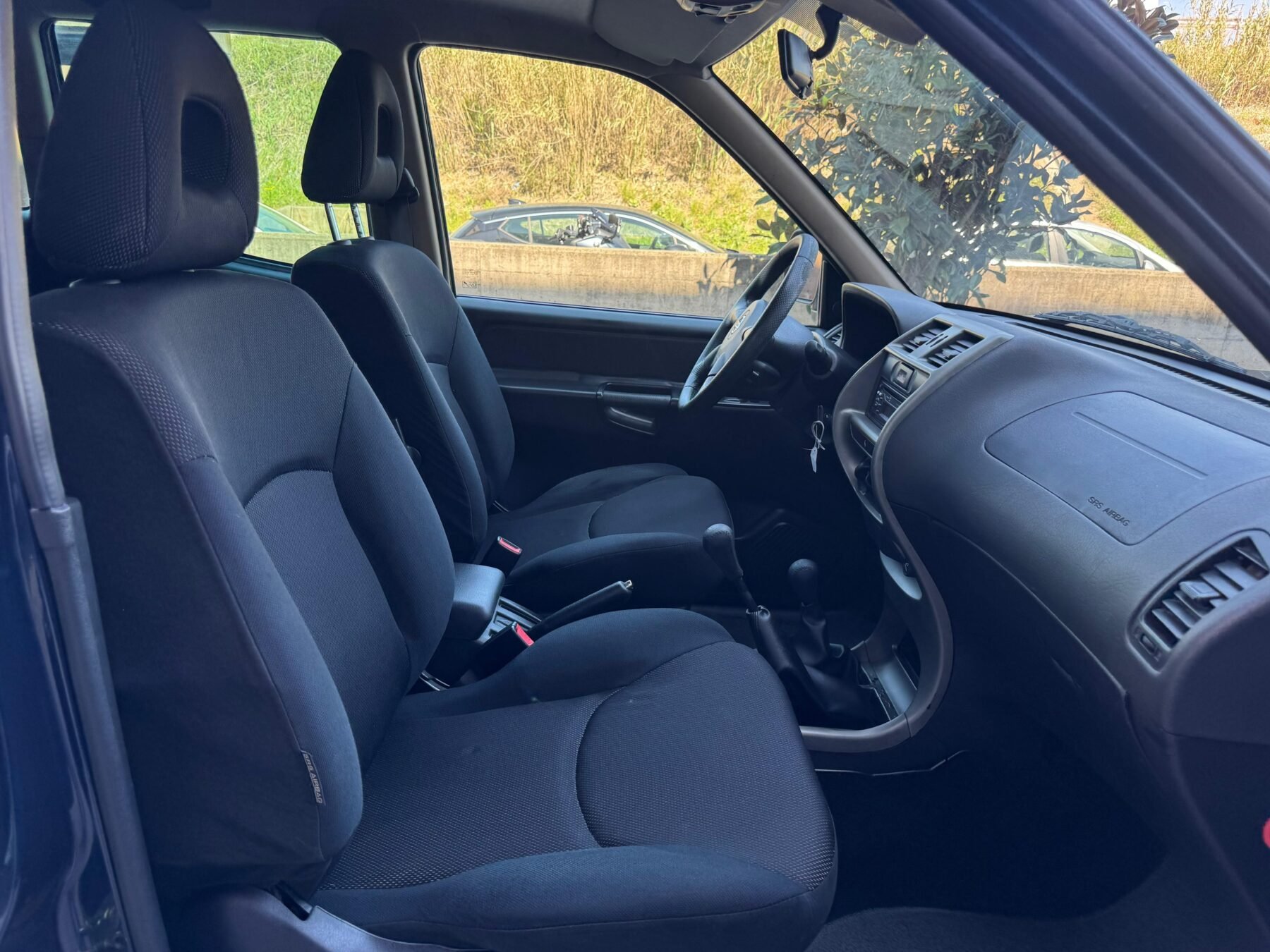 NISSAN Terrano 2.7 TDi Sport 3p