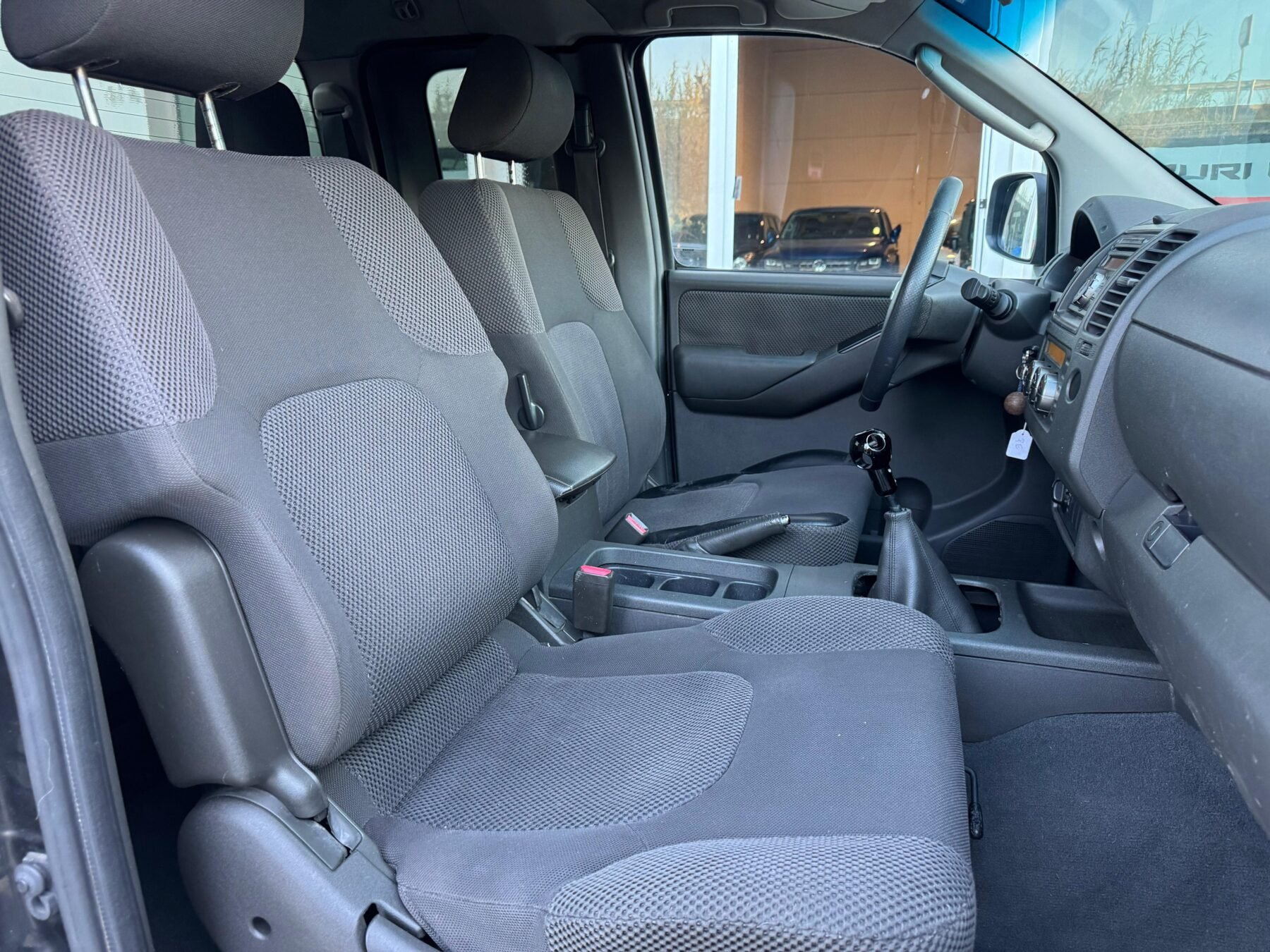 NISSAN Navara 4X4 King Cab XE