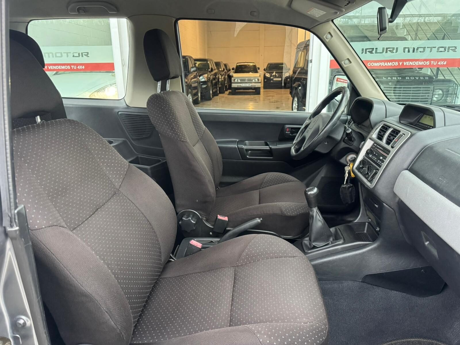 MITSUBISHI Montero iO 1.8 MPI