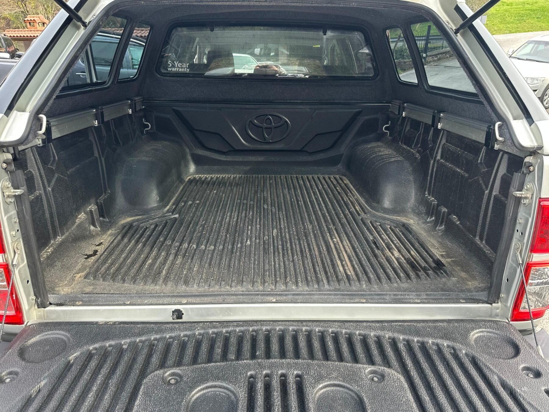 TOYOTA Hilux 3.0 D4D Doble Cabina VX 4x4