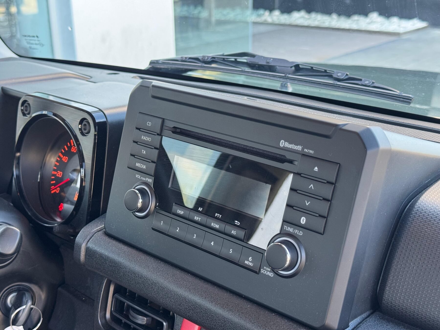 SUZUKI Jimny 1.5 PRO 5MT