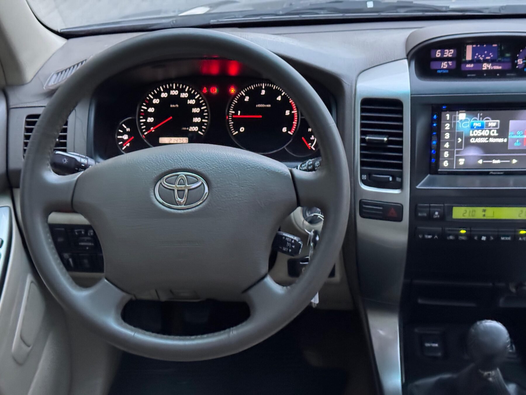 TOYOTA Land Cruiser 3.0 D4D VX