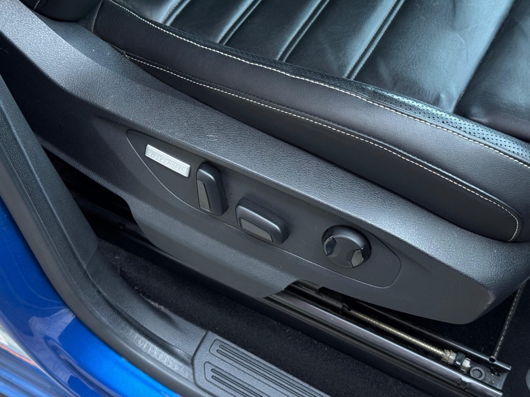 VOLKSWAGEN Amarok Aventura CD 3.0 TDI 4MO BMT 165kW Auto