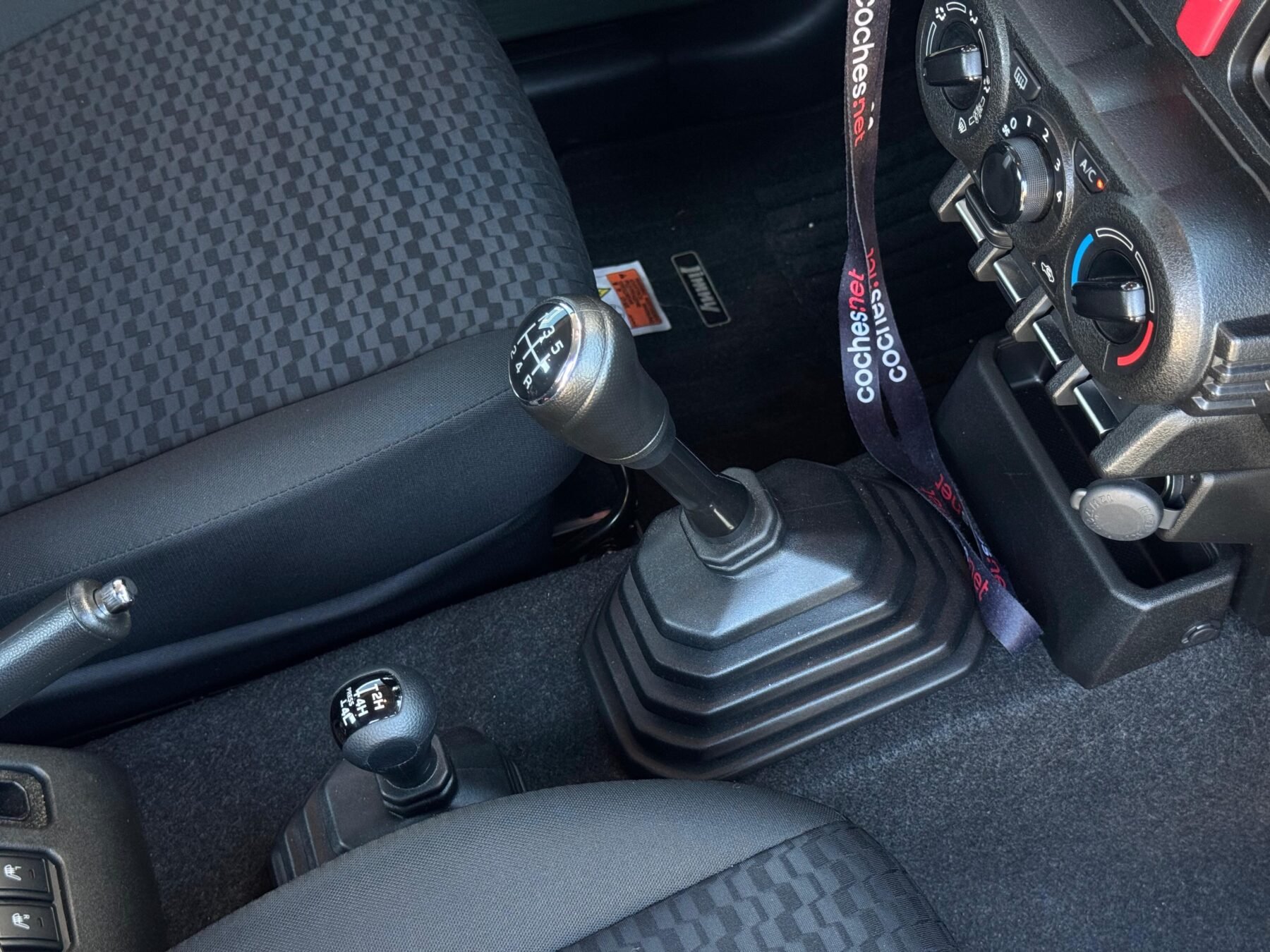 SUZUKI Jimny 1.5 PRO 5MT