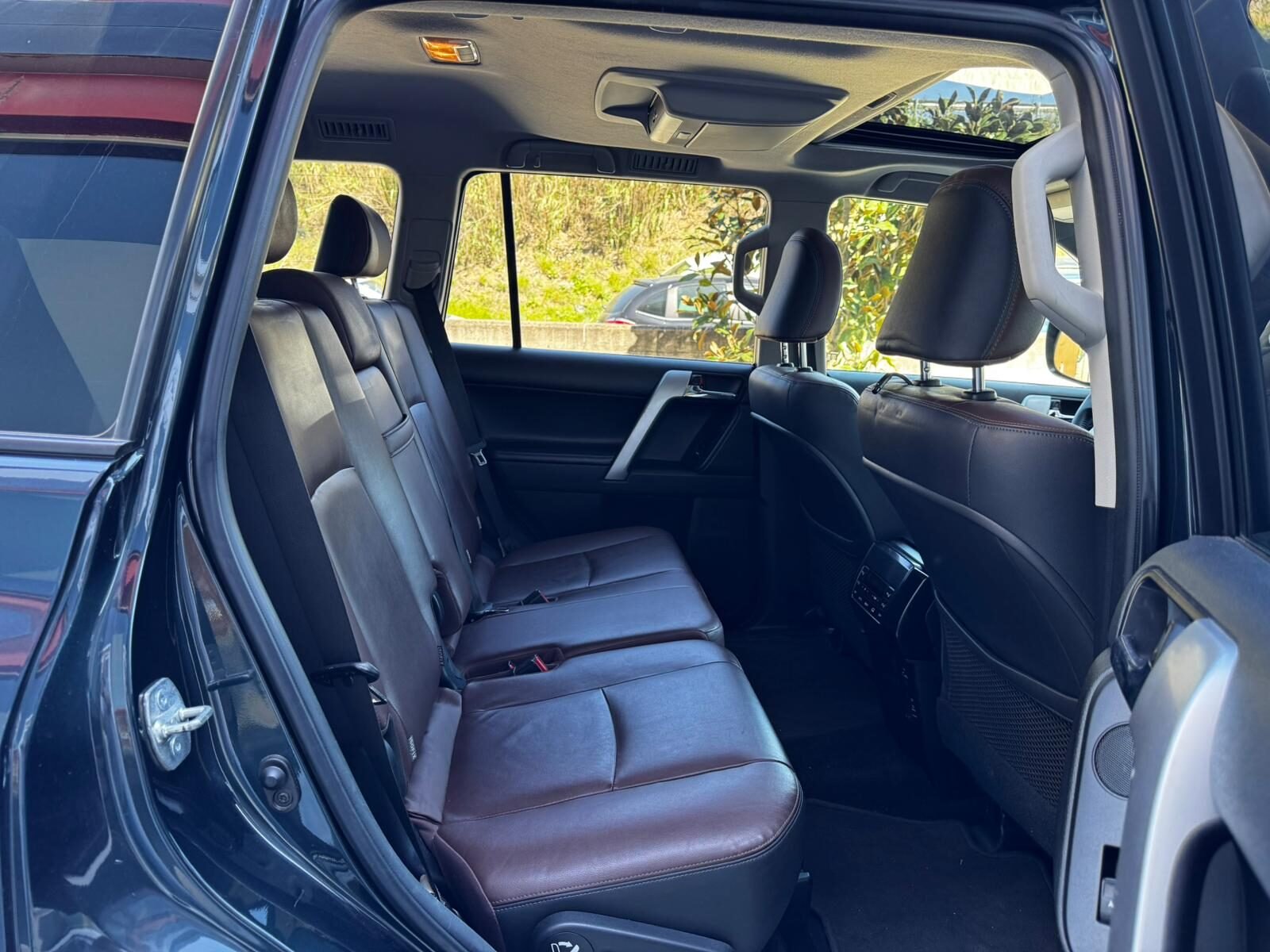 TOYOTA Land Cruiser 2.8 D4D LIMITED AUTO