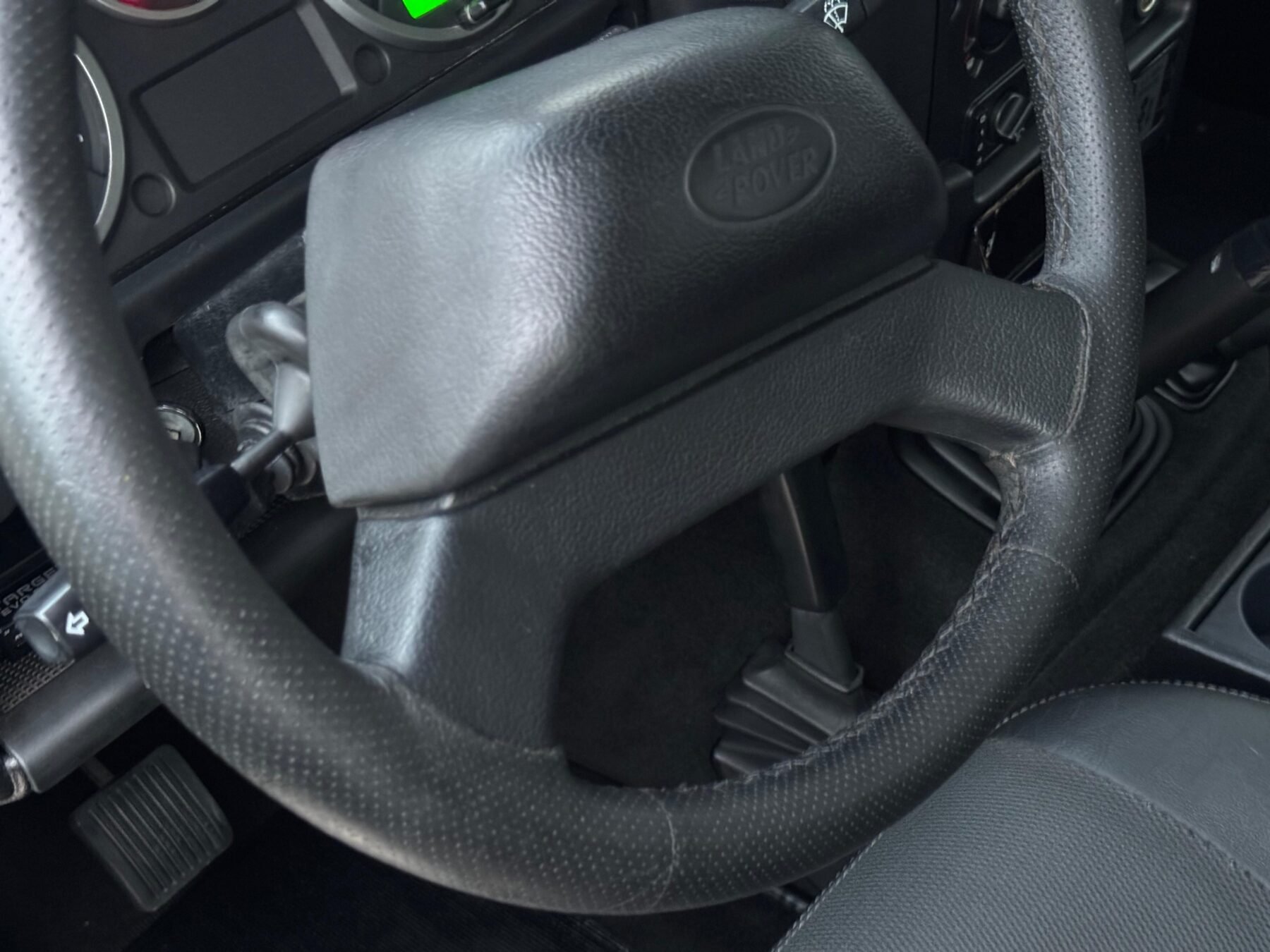 LAND-ROVER Defender 110 SW SE