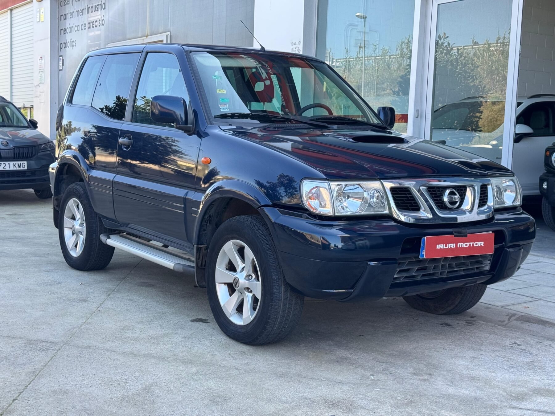 NISSAN Terrano 2.7 TDi Sport 3p