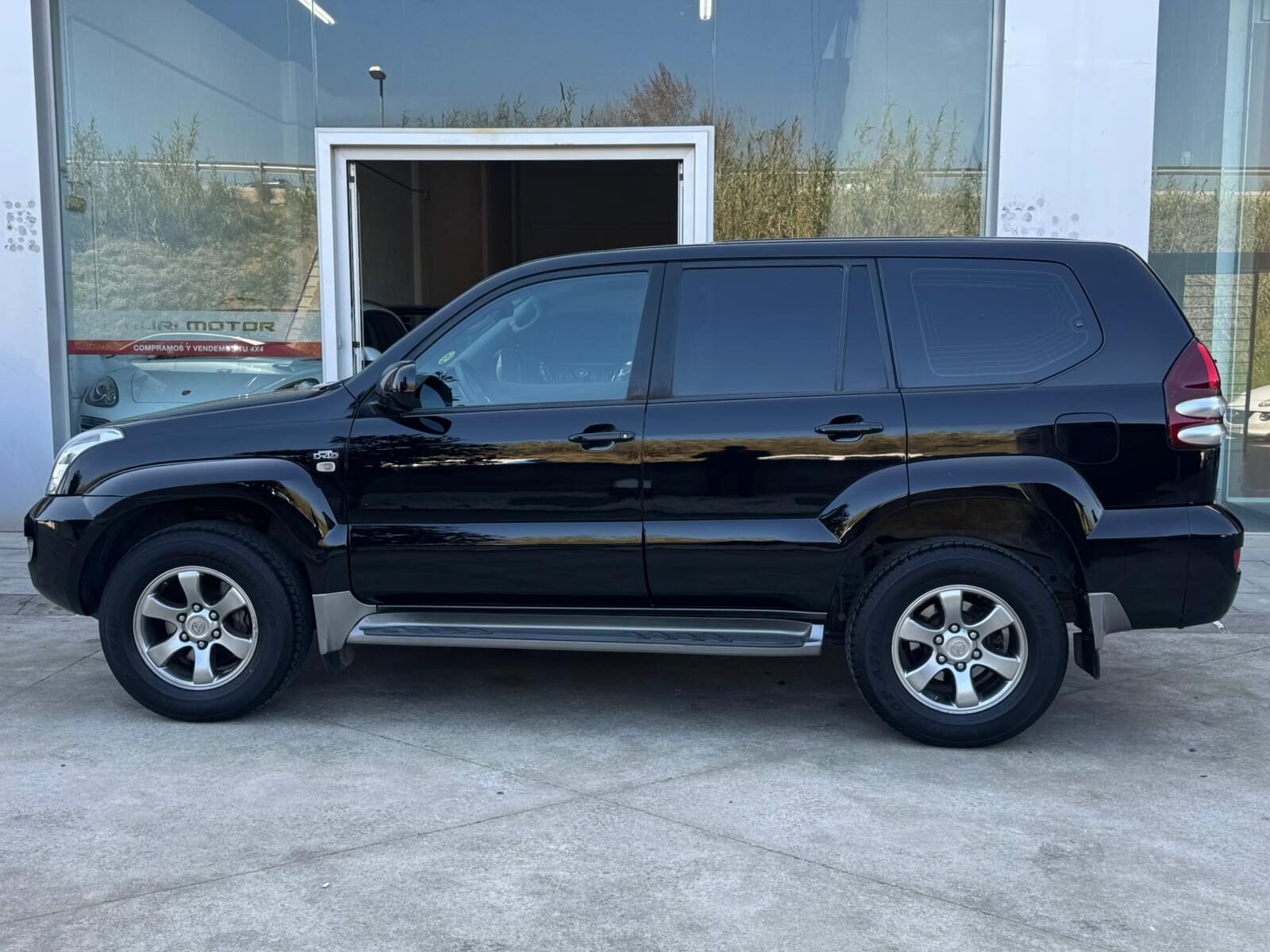 TOYOTA Land Cruiser 3.0 D4D 173CV VX