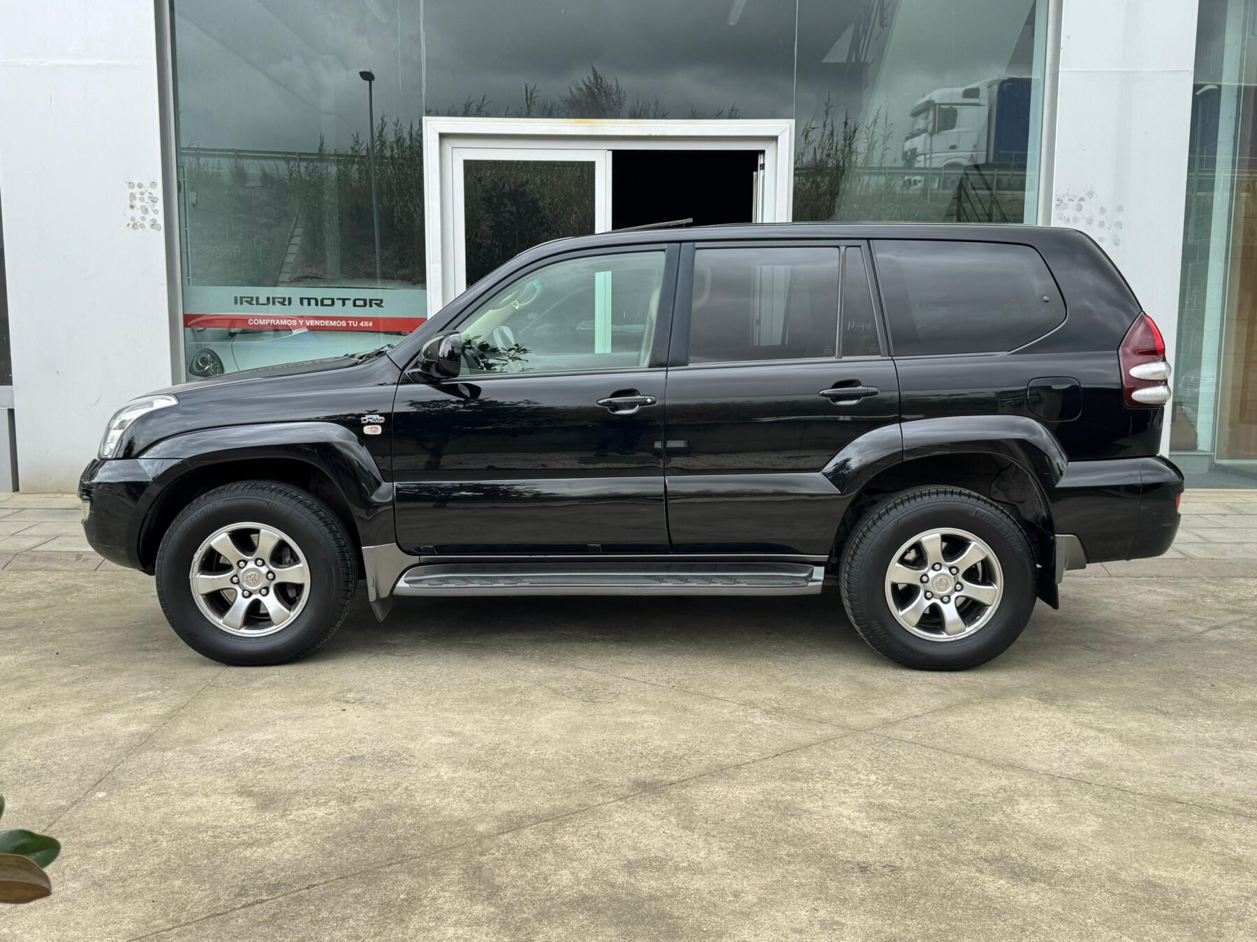 TOYOTA Land Cruiser 3.0 D4D 173CV VXL