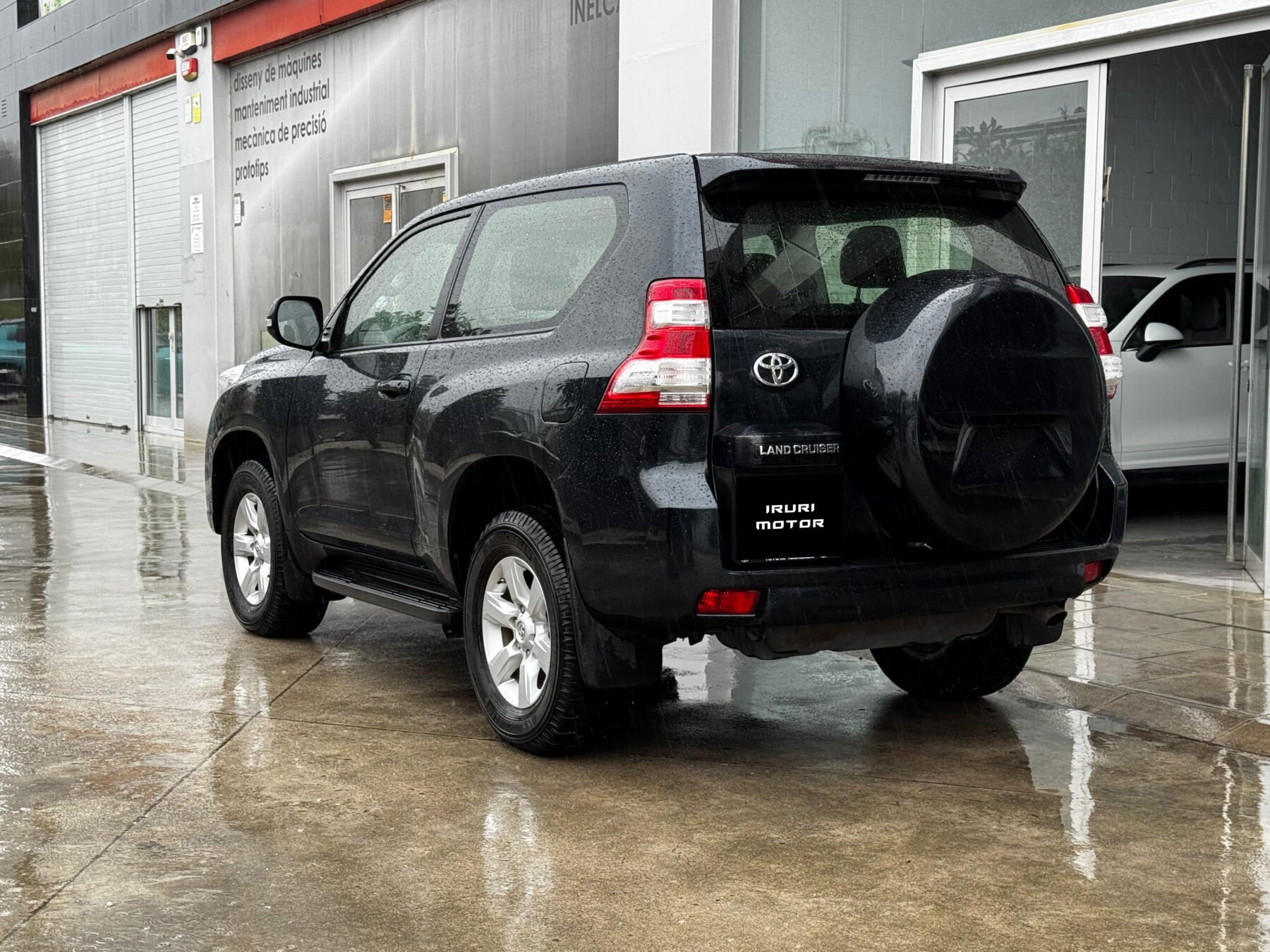 TOYOTA Land Cruiser 2.8 D4D VX