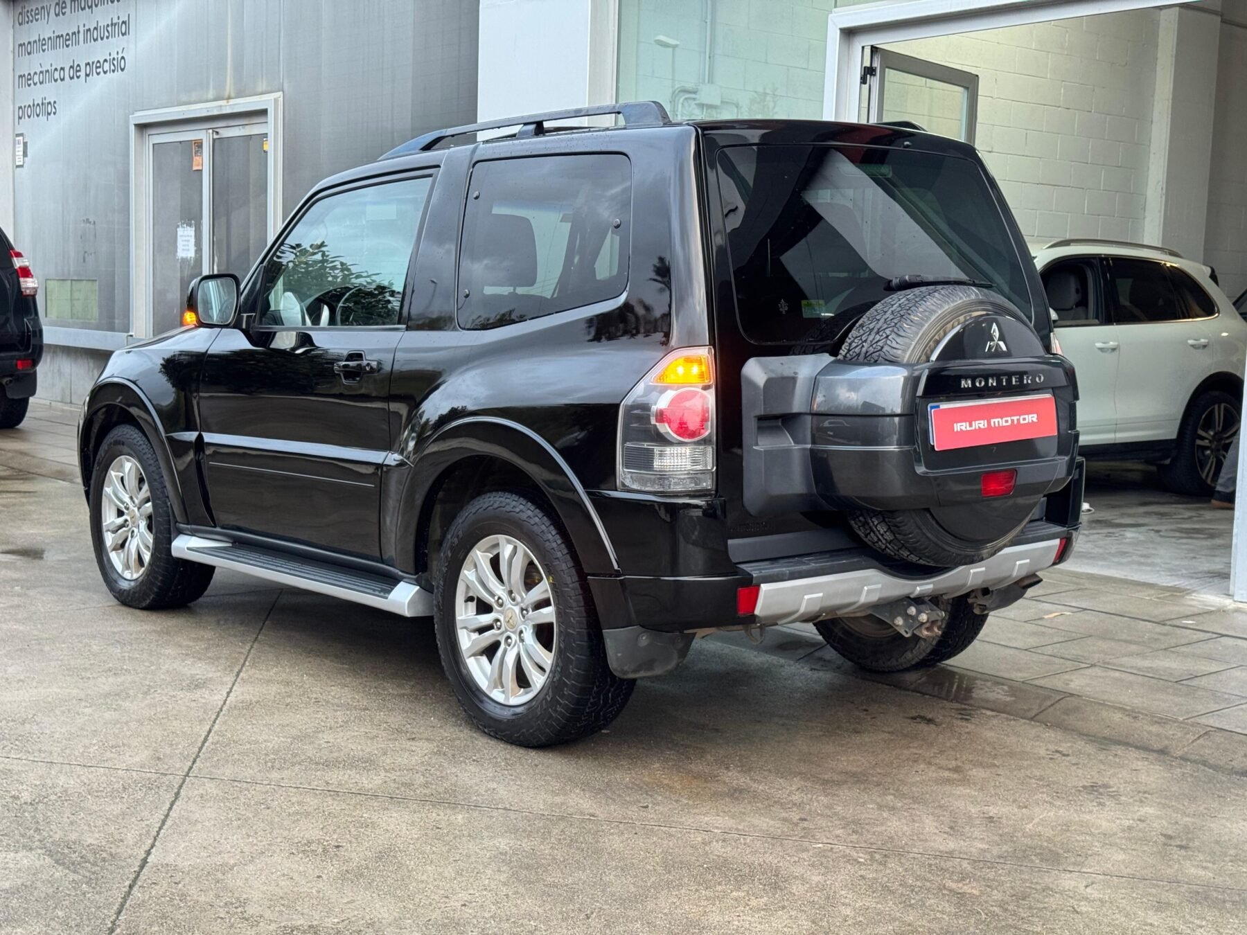 MITSUBISHI Montero 3.2 DID Kaiteki Auto