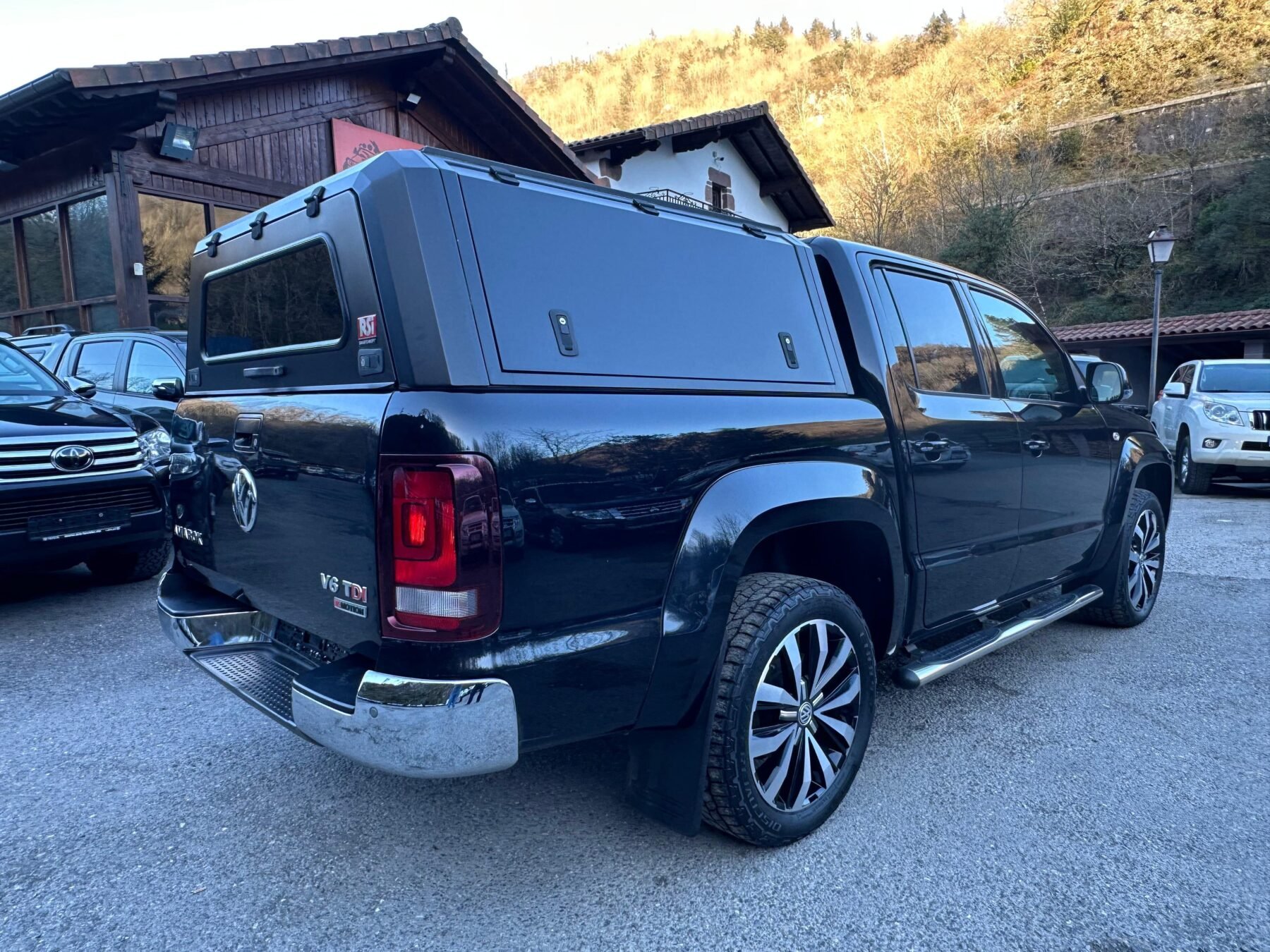 VOLKSWAGEN Amarok Aventura CD 3.0 TDI 4MO BMT 165kW Auto