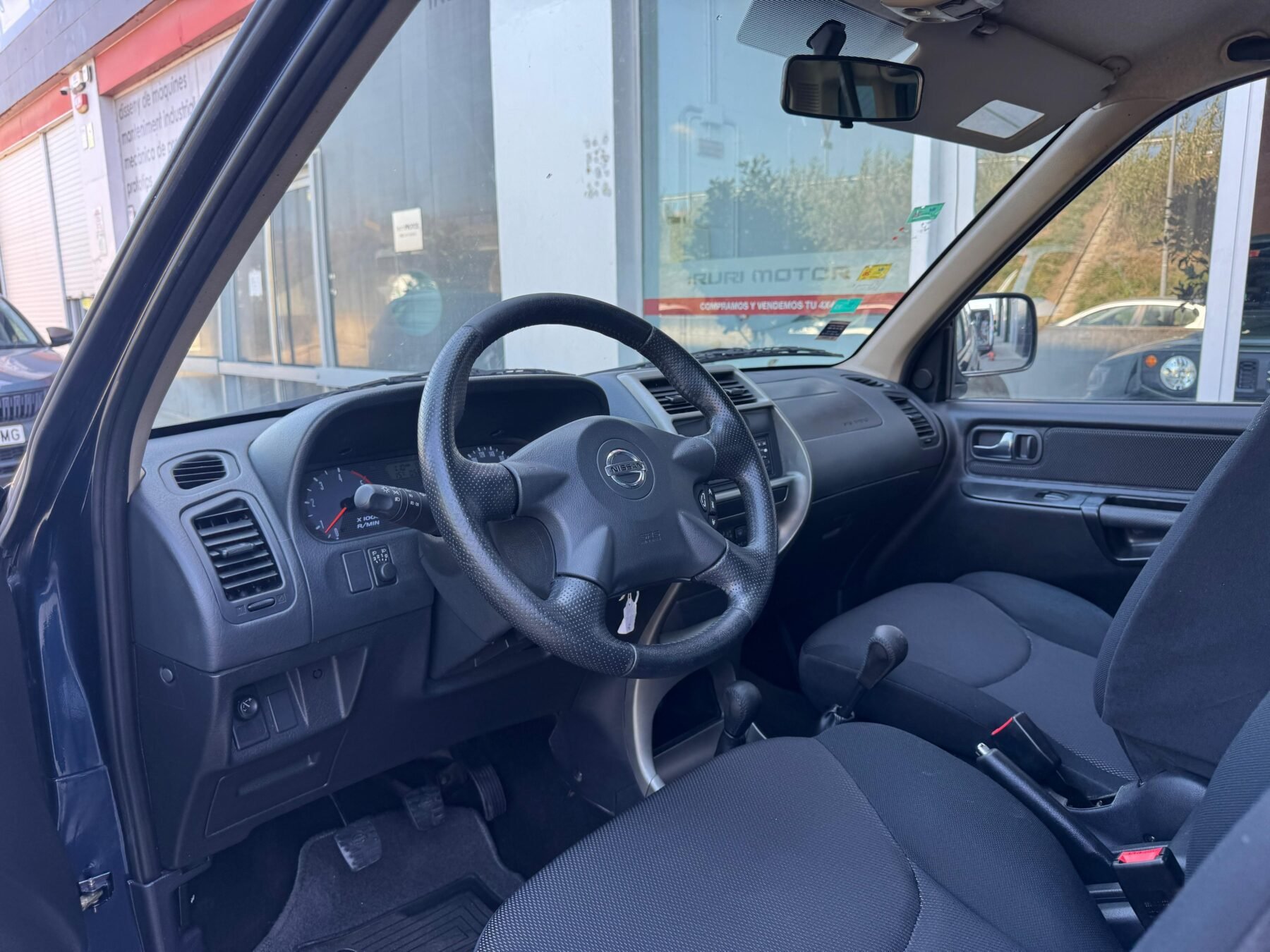 NISSAN Terrano 2.7 TDi Sport 3p