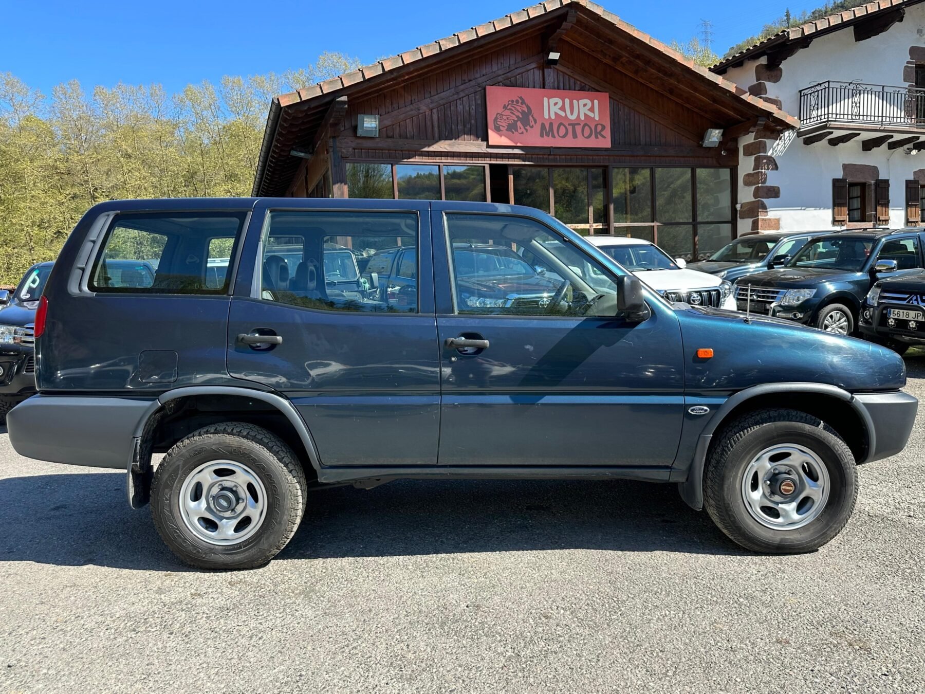 NISSAN Terrano II 2.7 TD LX