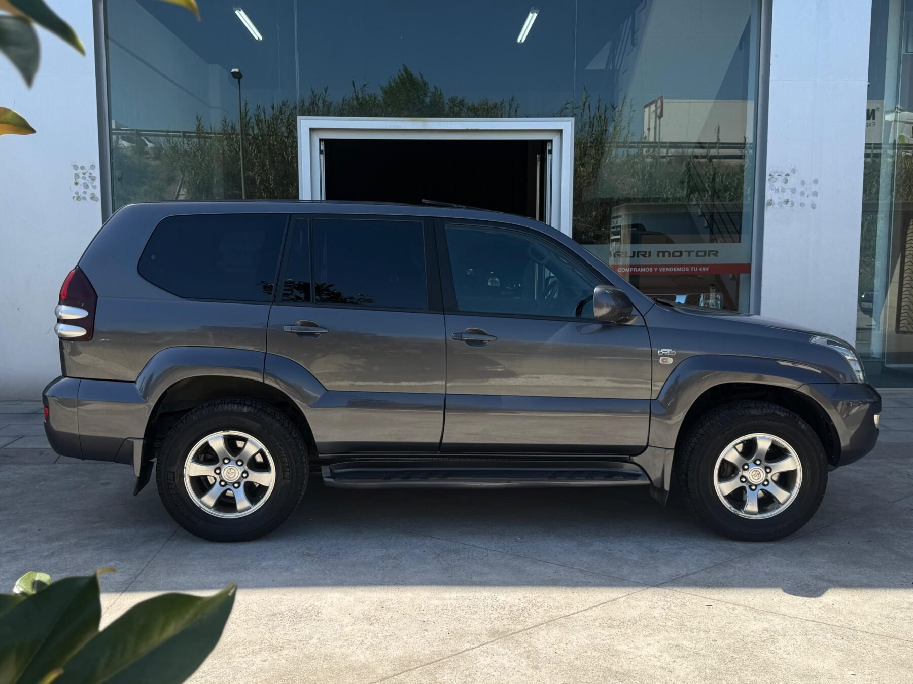 TOYOTA Land Cruiser 3.0 D4D 173CV VXL