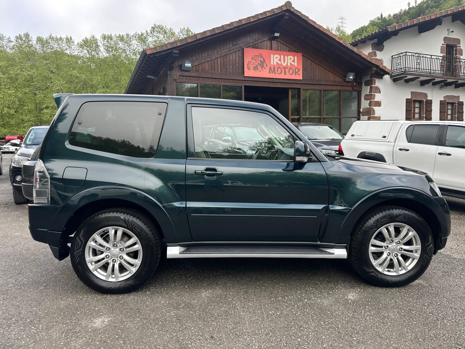 MITSUBISHI Montero 3.2 DID Spirit