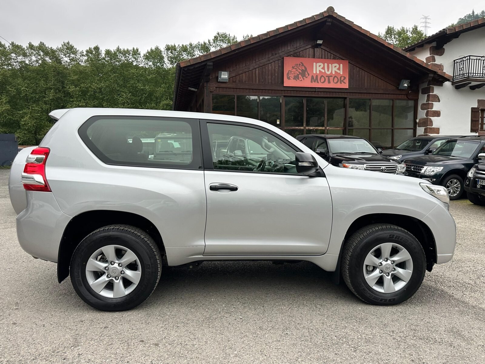 TOYOTA Land Cruiser 2.8 D4D GX