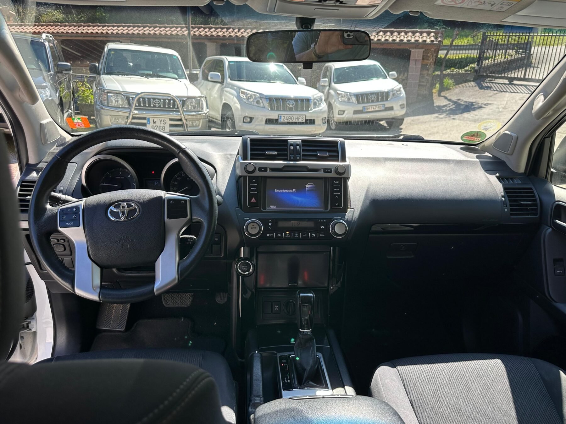 TOYOTA Land Cruiser 2.8 D4D VX AUTO