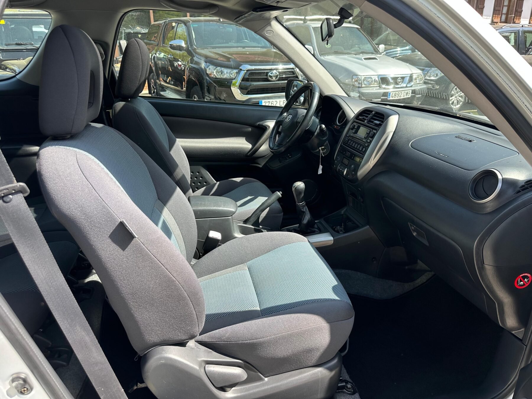 TOYOTA Rav4 2.0 D4D Sol 4X4