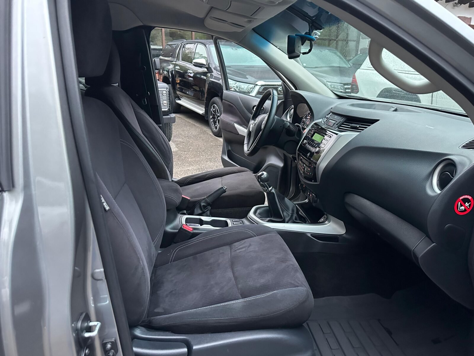 NISSAN Navara KingCab 4X4