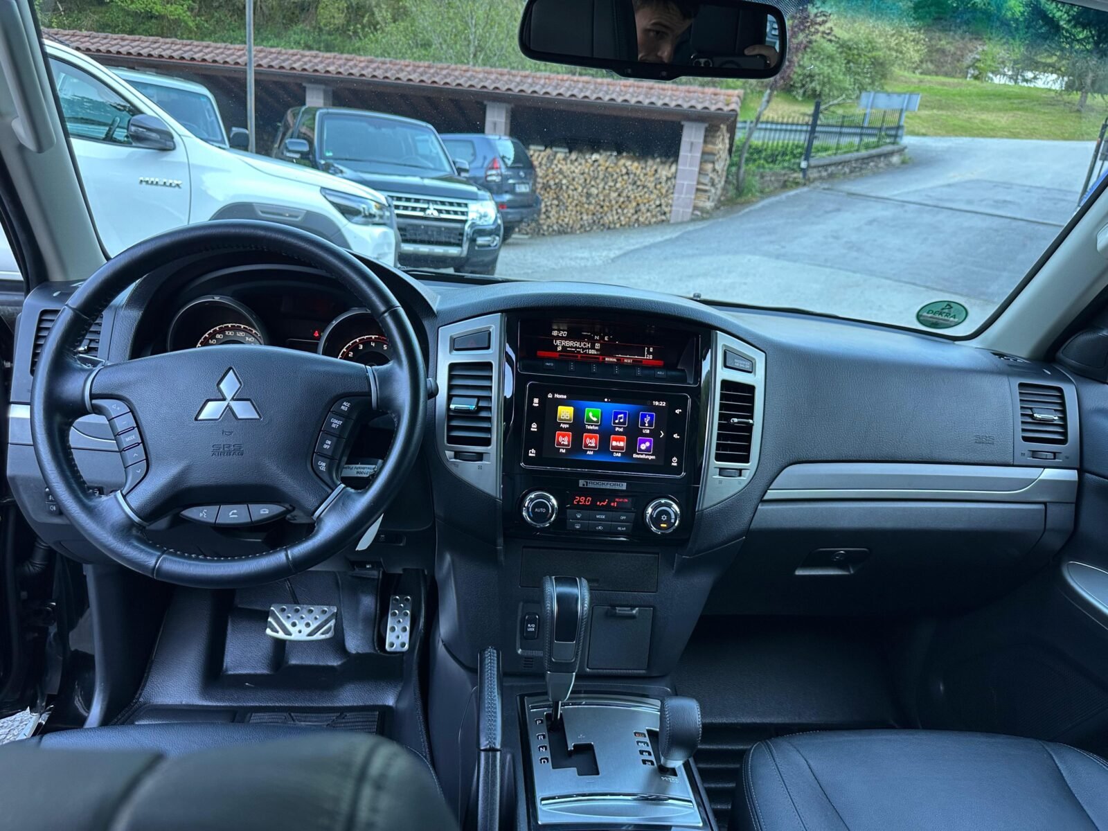 MITSUBISHI Montero 3.2 DID Kaiteki Auto