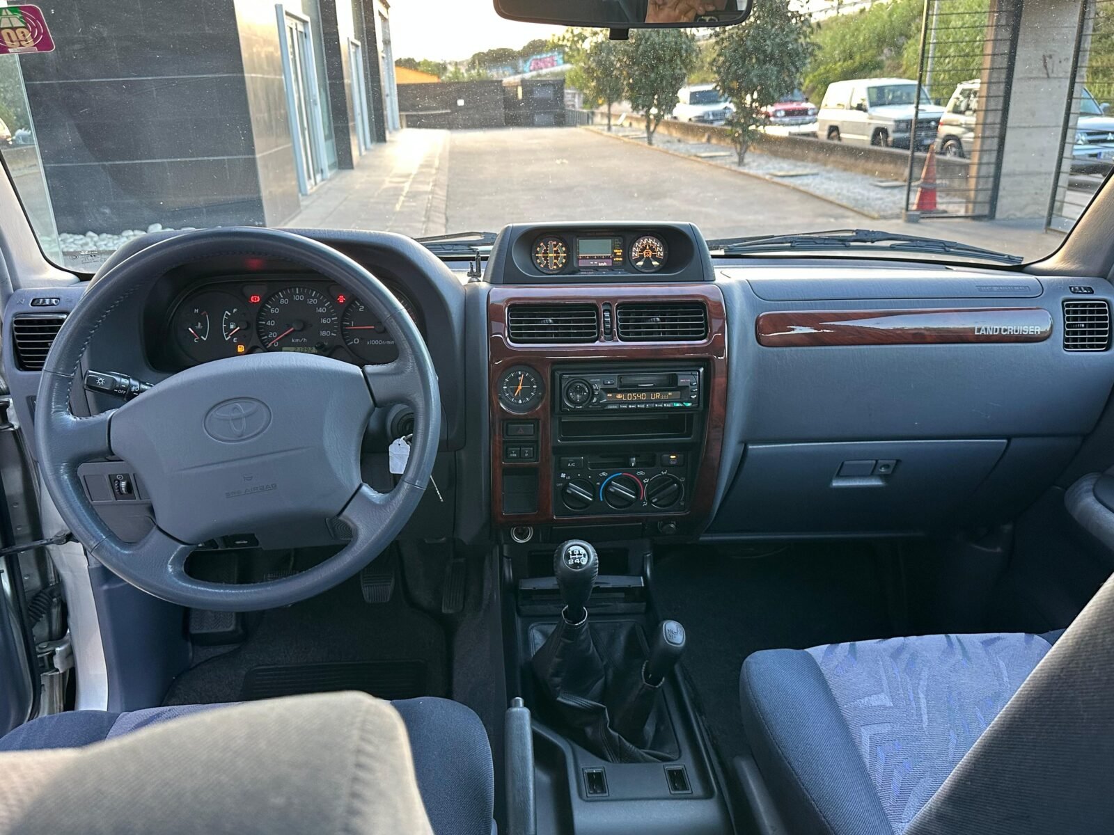 TOYOTA Land Cruiser 90 3.0 TD VX