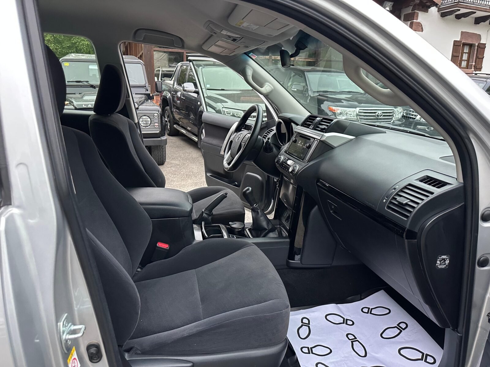 TOYOTA Land Cruiser 2.8 D4D GX