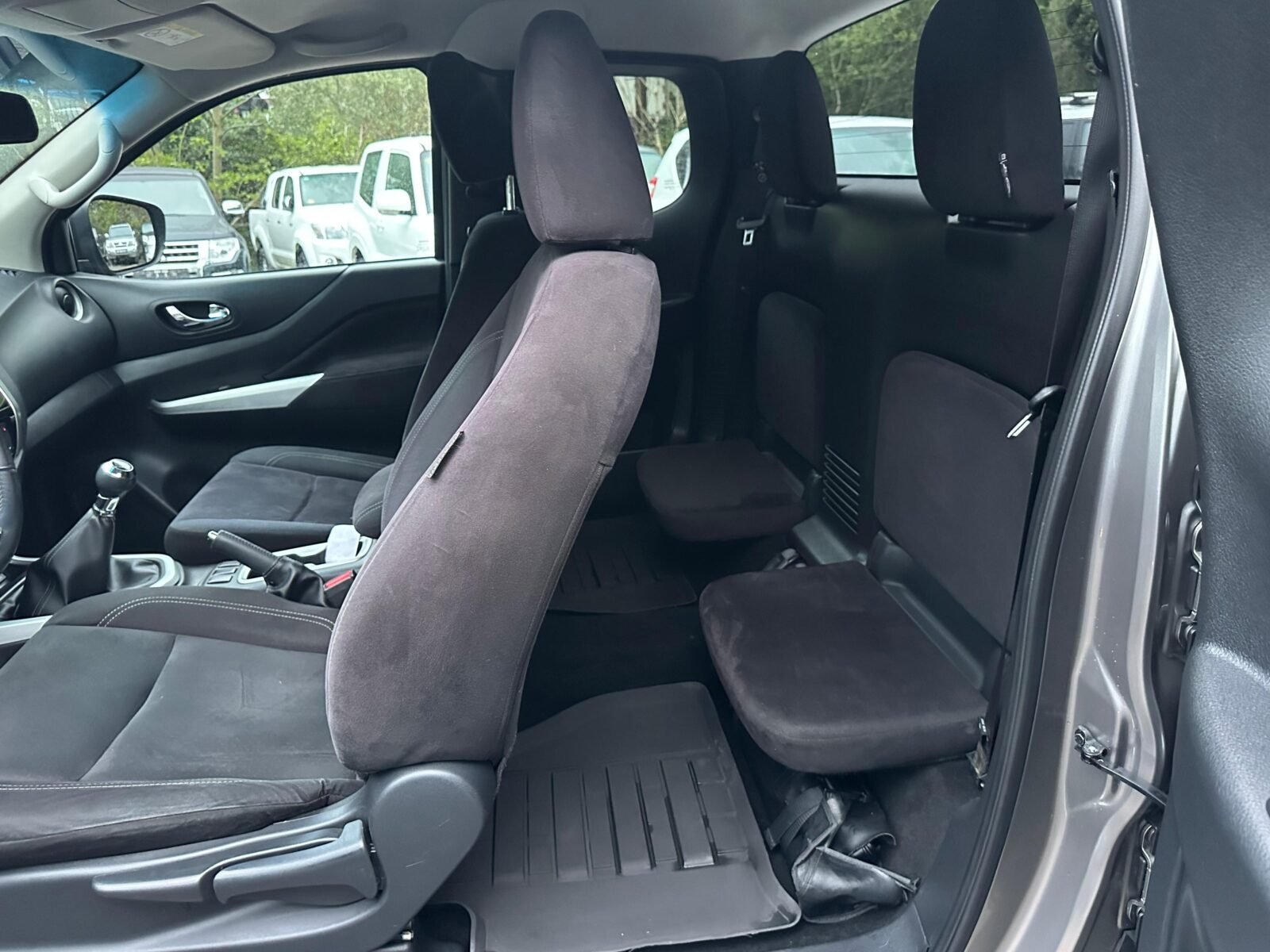 NISSAN Navara KingCab 4X4