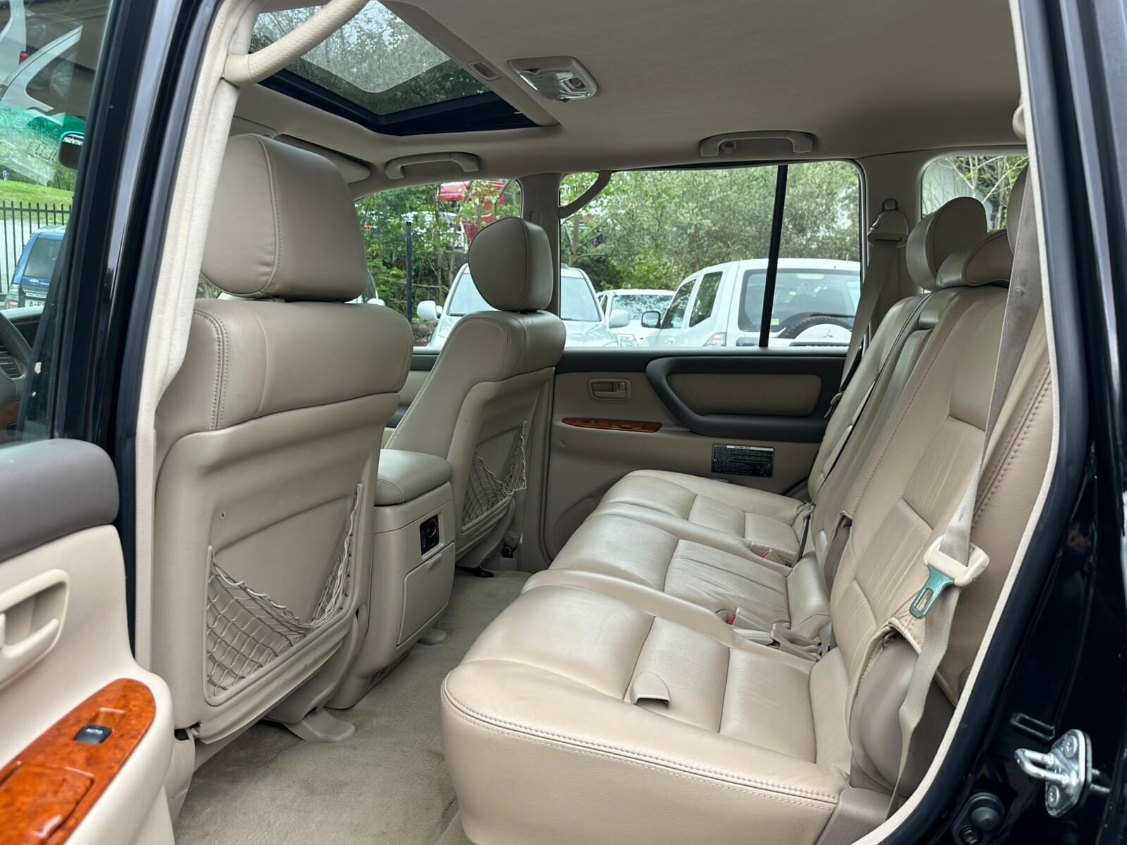 TOYOTA Land Cruiser 100 4.7 V8 VX AUTO CUERO Navegador