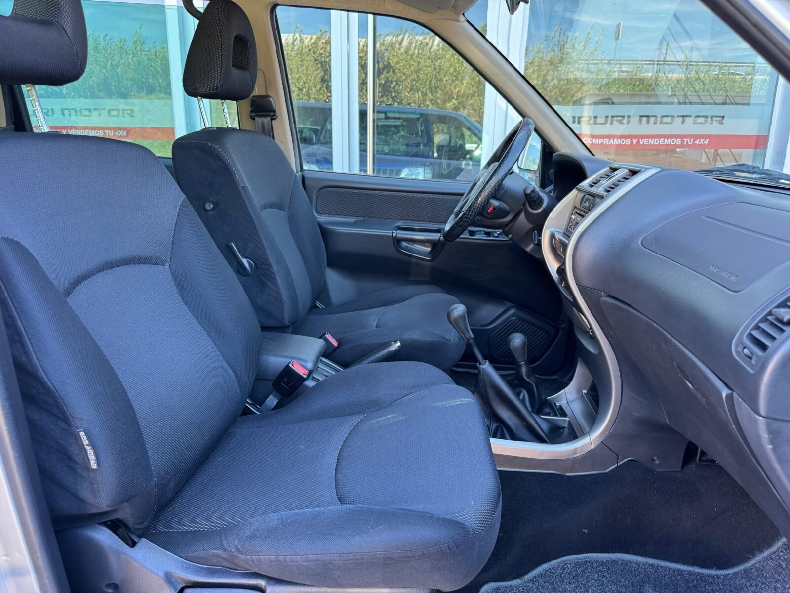 NISSAN Terrano 3.0DI Sport 5p