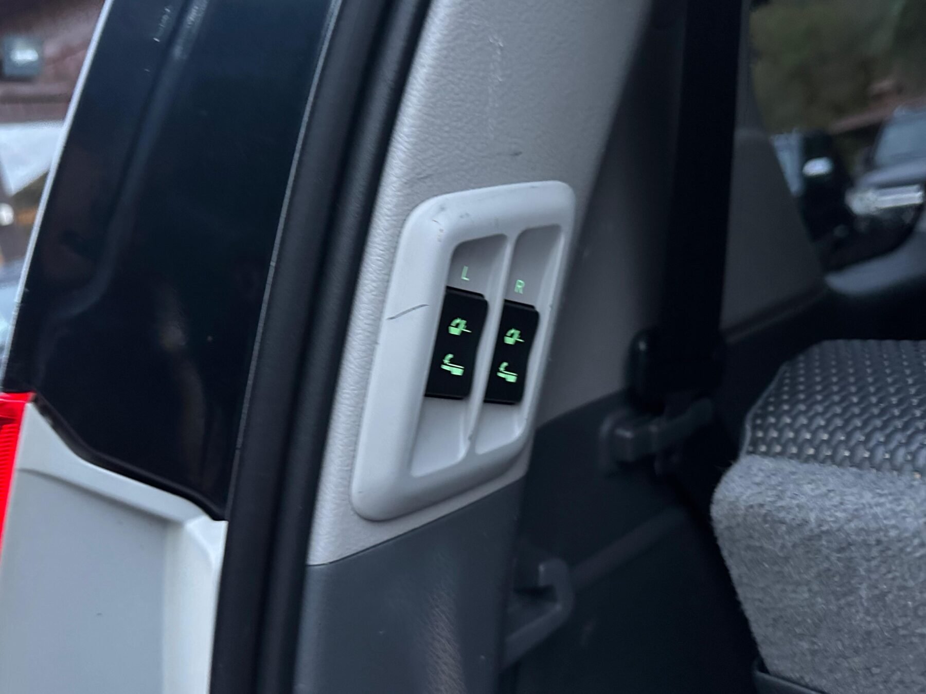 TOYOTA Land Cruiser 3.0 D4D LIMITED AUTO