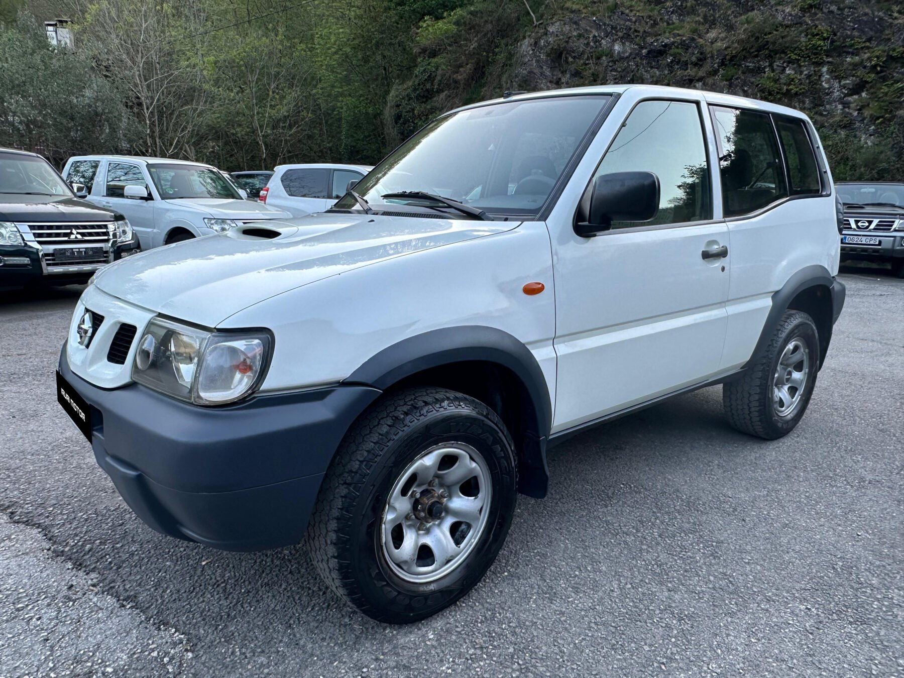 NISSAN Terrano 2.7 TDi Comfort 3p