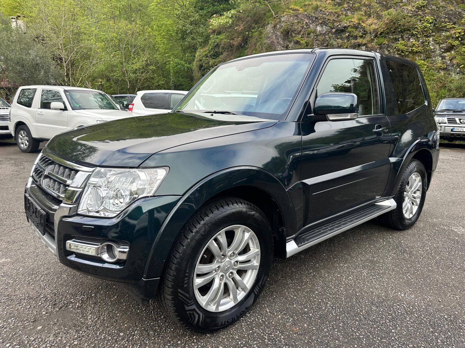 MITSUBISHI Montero 3.2 DID Spirit