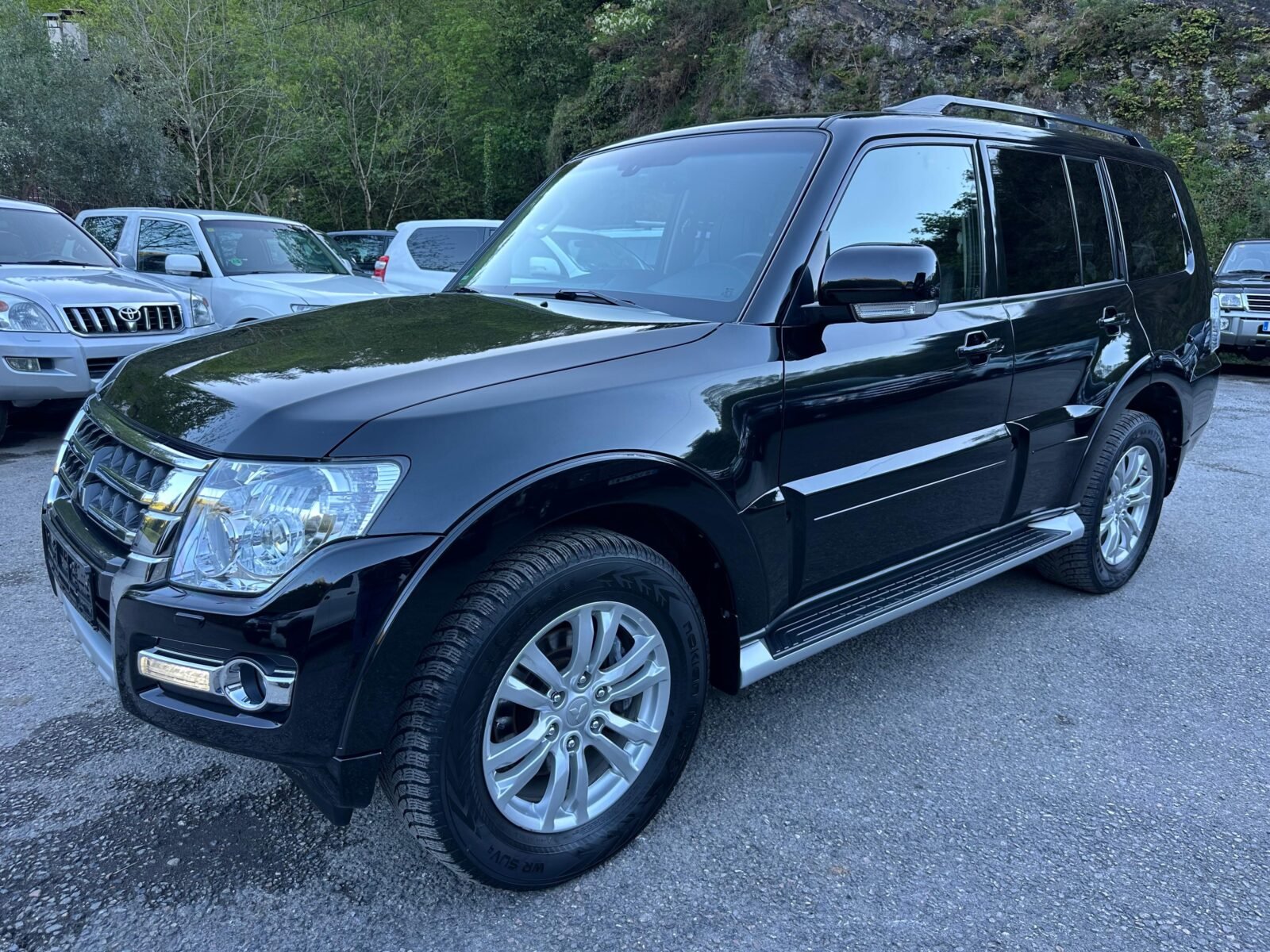 MITSUBISHI Montero 3.2 DID Kaiteki Auto