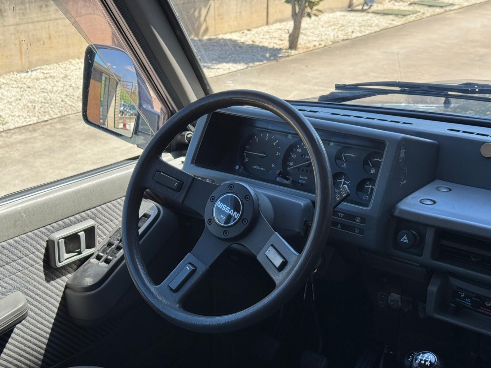 NISSAN Patrol WAGON TD TOP LINE 6 CIL