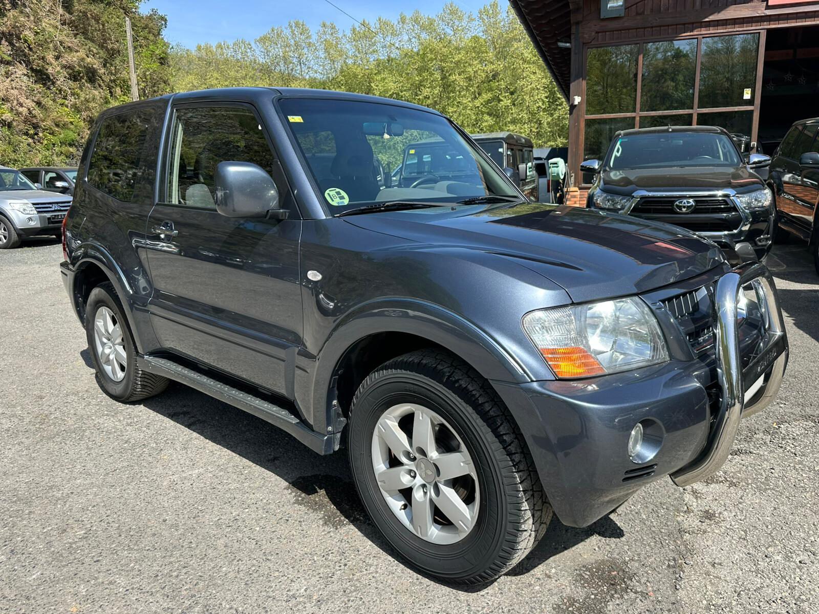 MITSUBISHI Montero 3.2 DID Intense