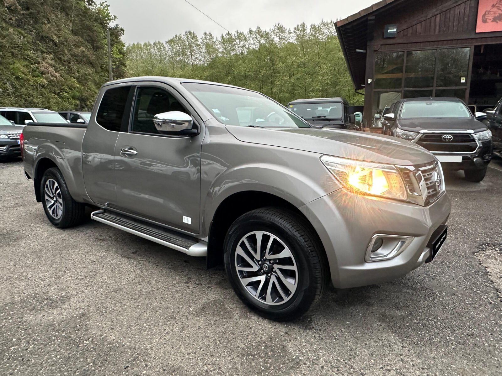 NISSAN Navara KingCab 4X4