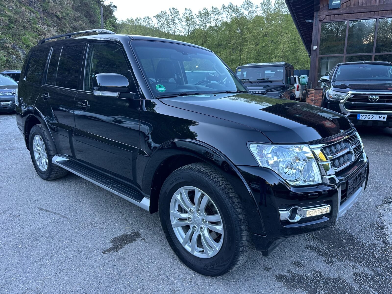 MITSUBISHI Montero 3.2 DID Kaiteki Auto