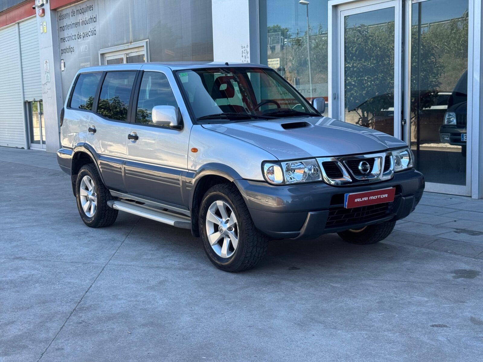 NISSAN Terrano 3.0DI Sport 5p