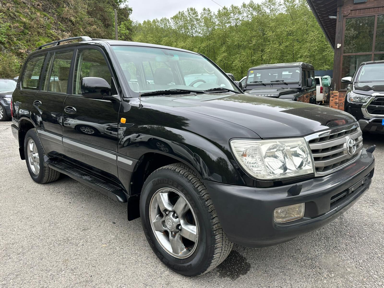 TOYOTA Land Cruiser 100 4.7 V8 VX AUTO CUERO Navegador