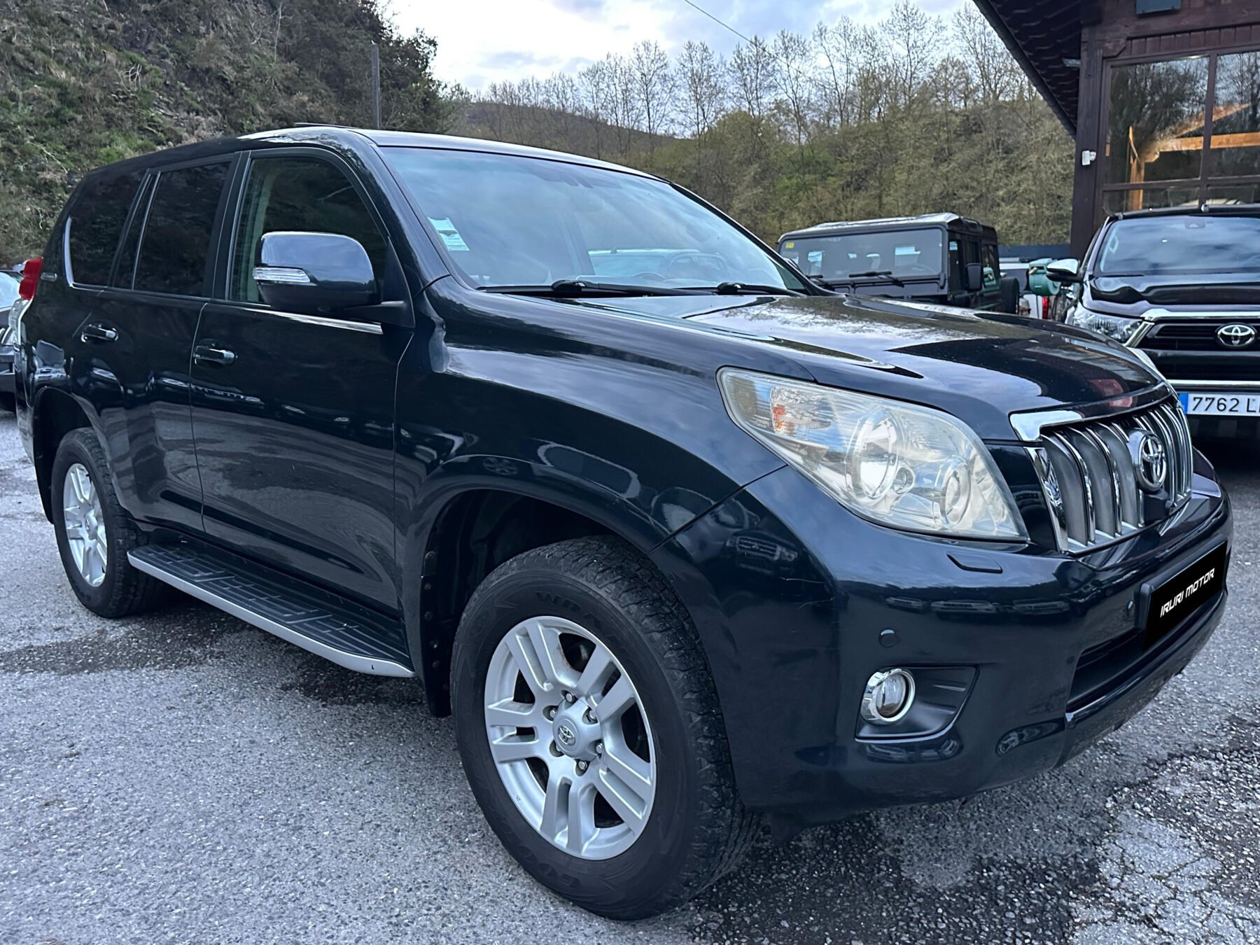 TOYOTA Land Cruiser 3.0 D4D LIMITED AUTO