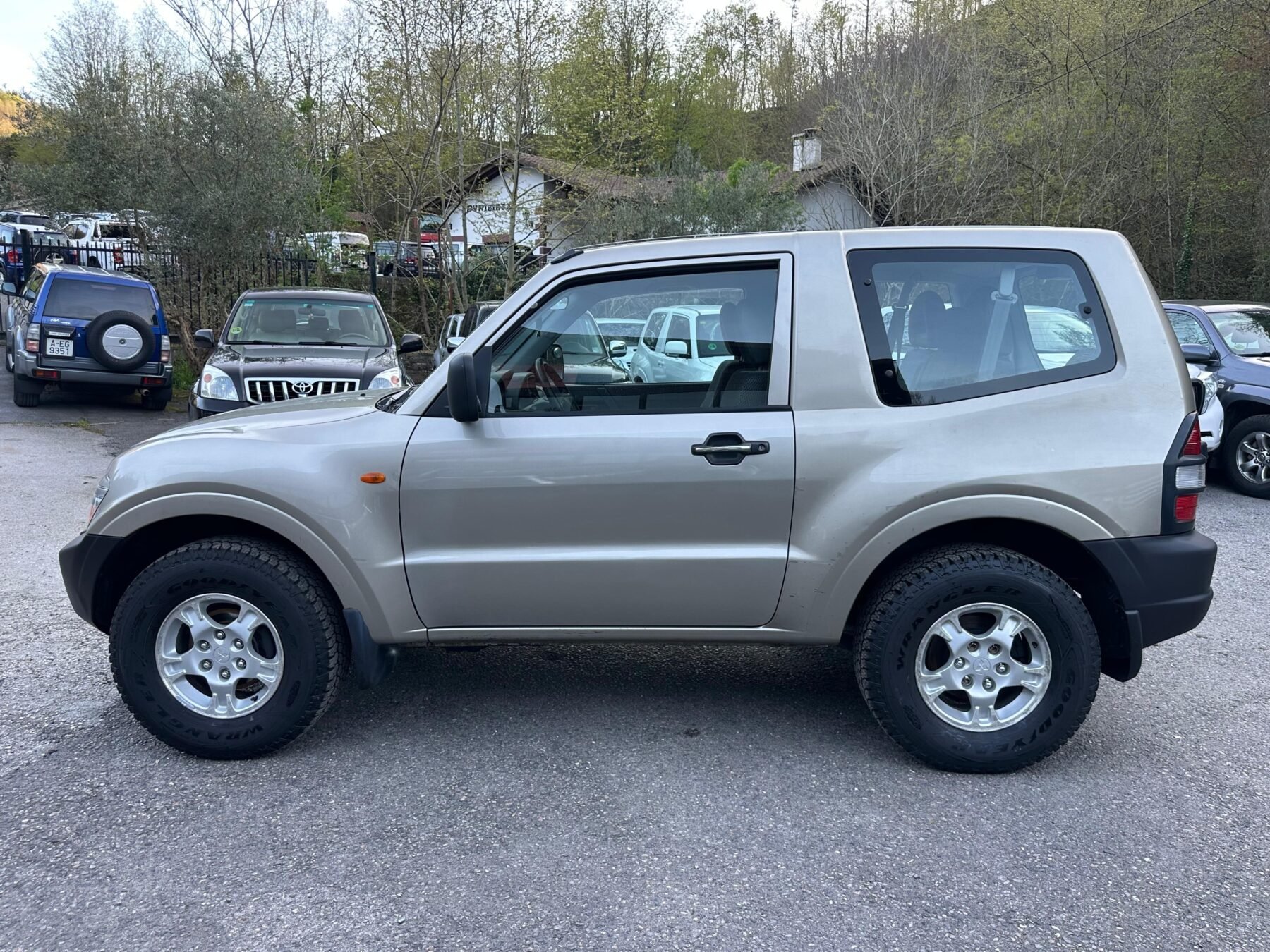 MITSUBISHI Montero 3.2 DID GLX