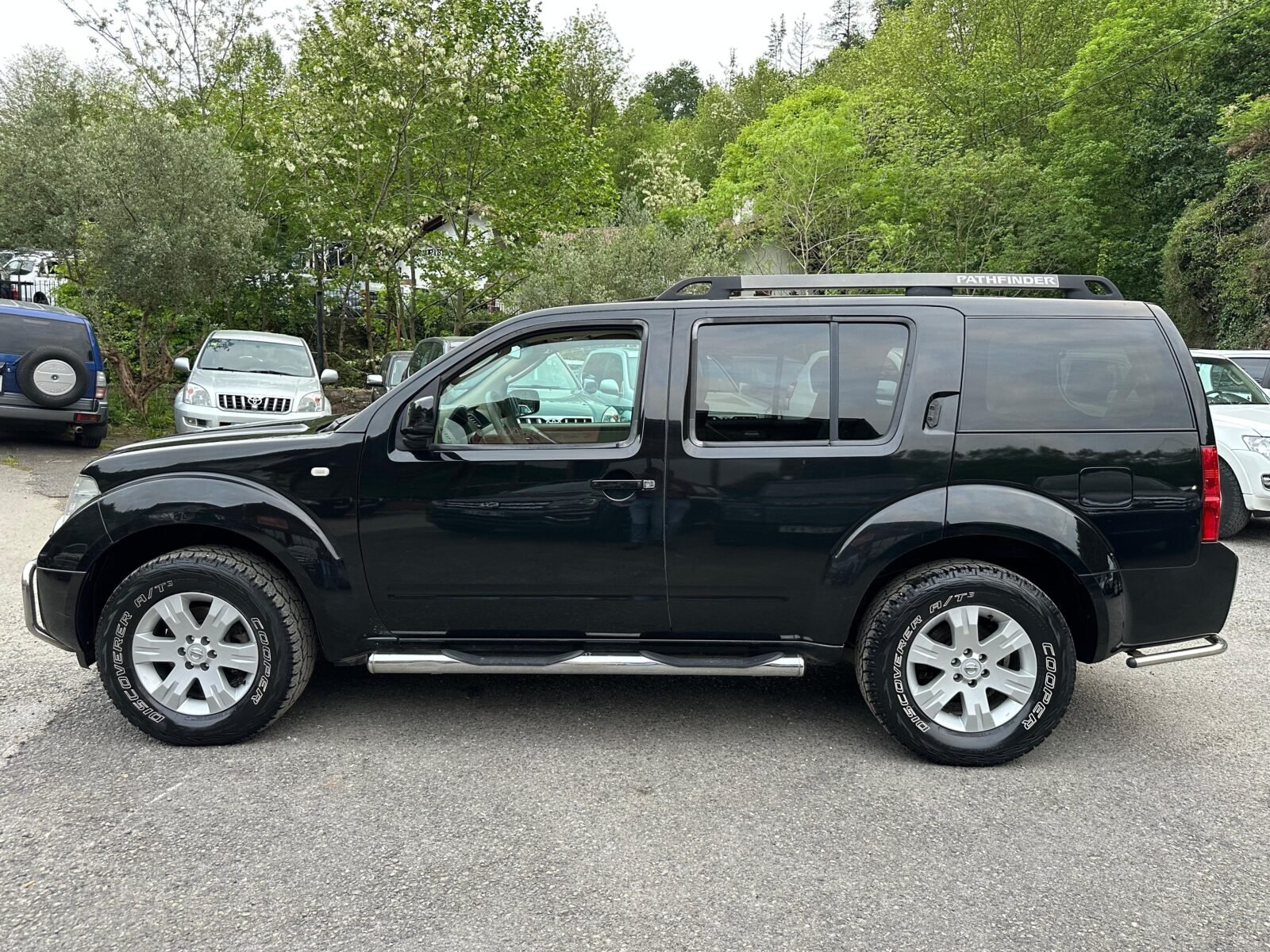 NISSAN Pathfinder 2.5 dCi 174CV LE 7 plazas