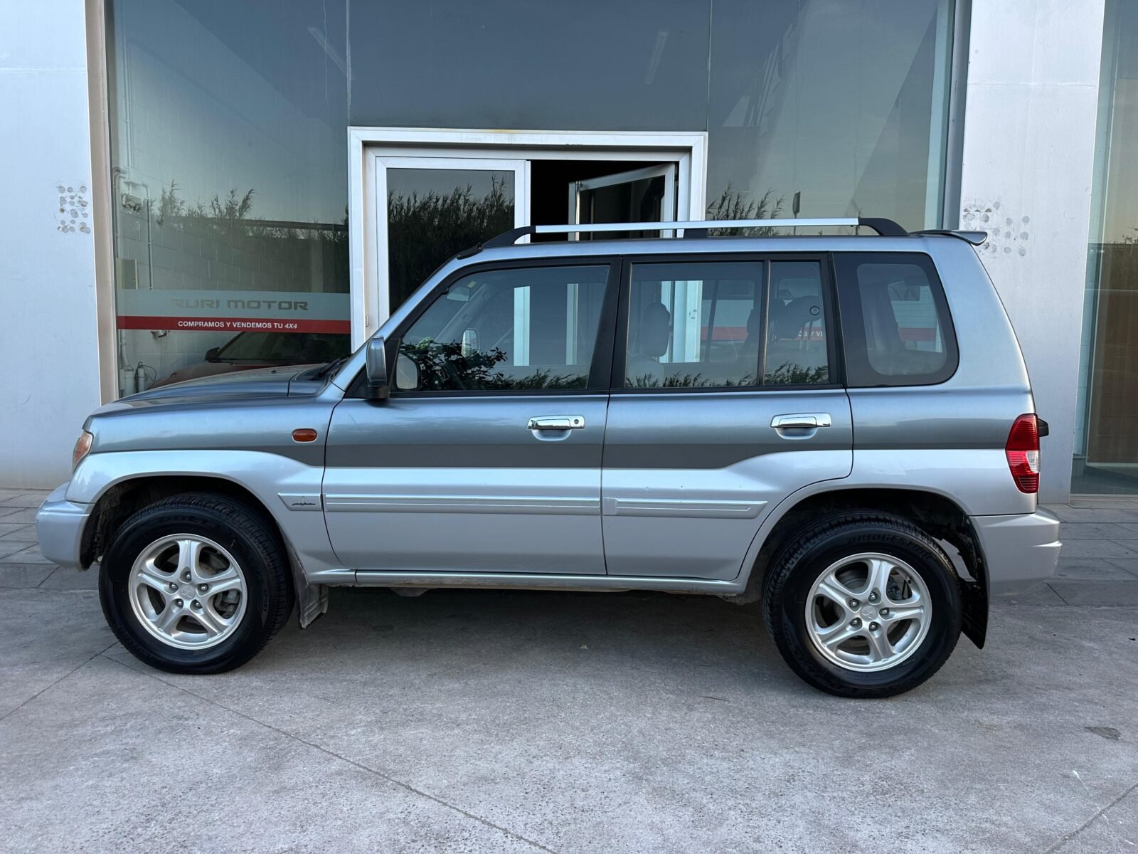 MITSUBISHI Montero iO 2.0 GDI