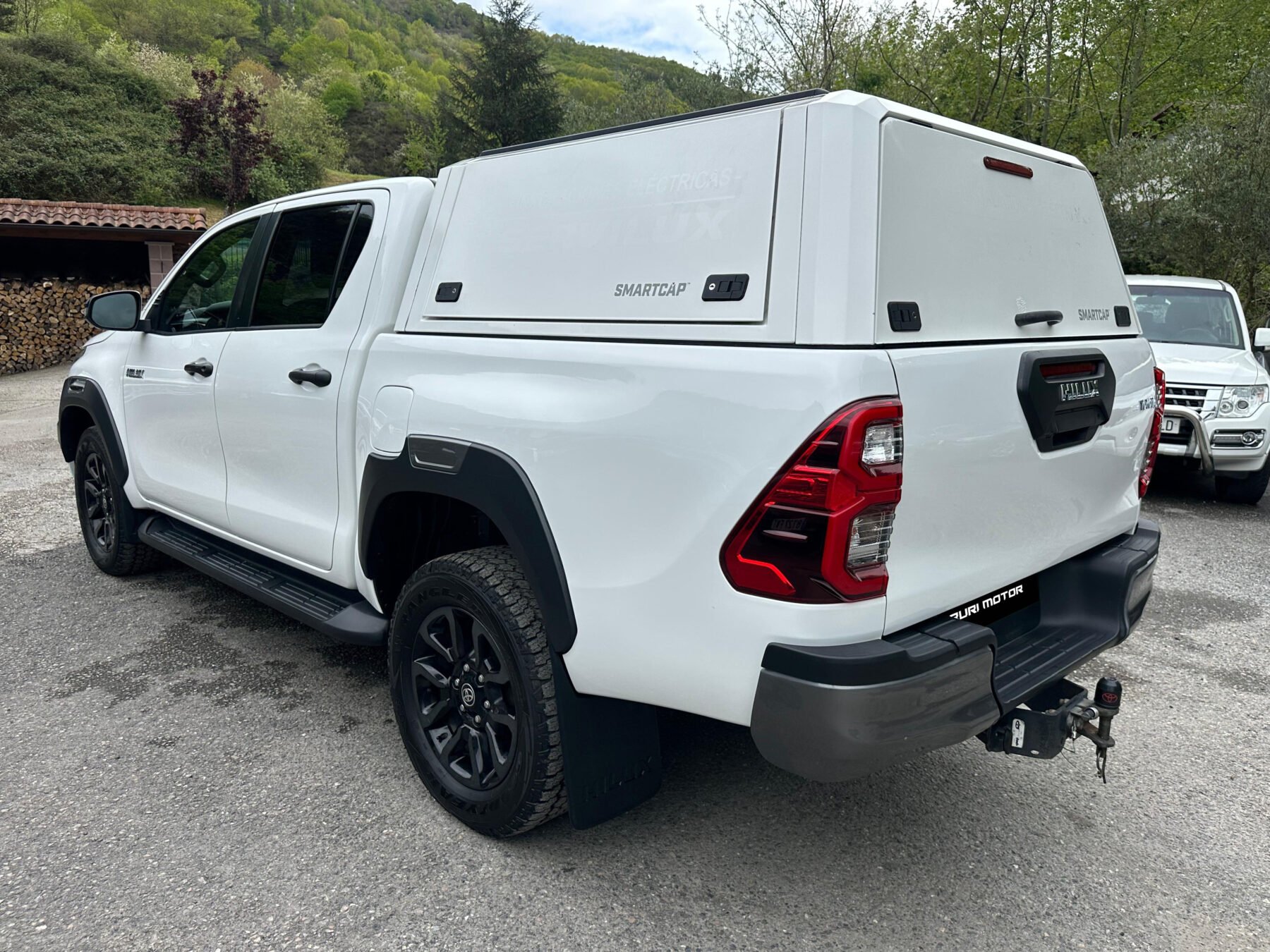 TOYOTA Hilux 2.8 D4D 150kW C. Doble Invincible AT