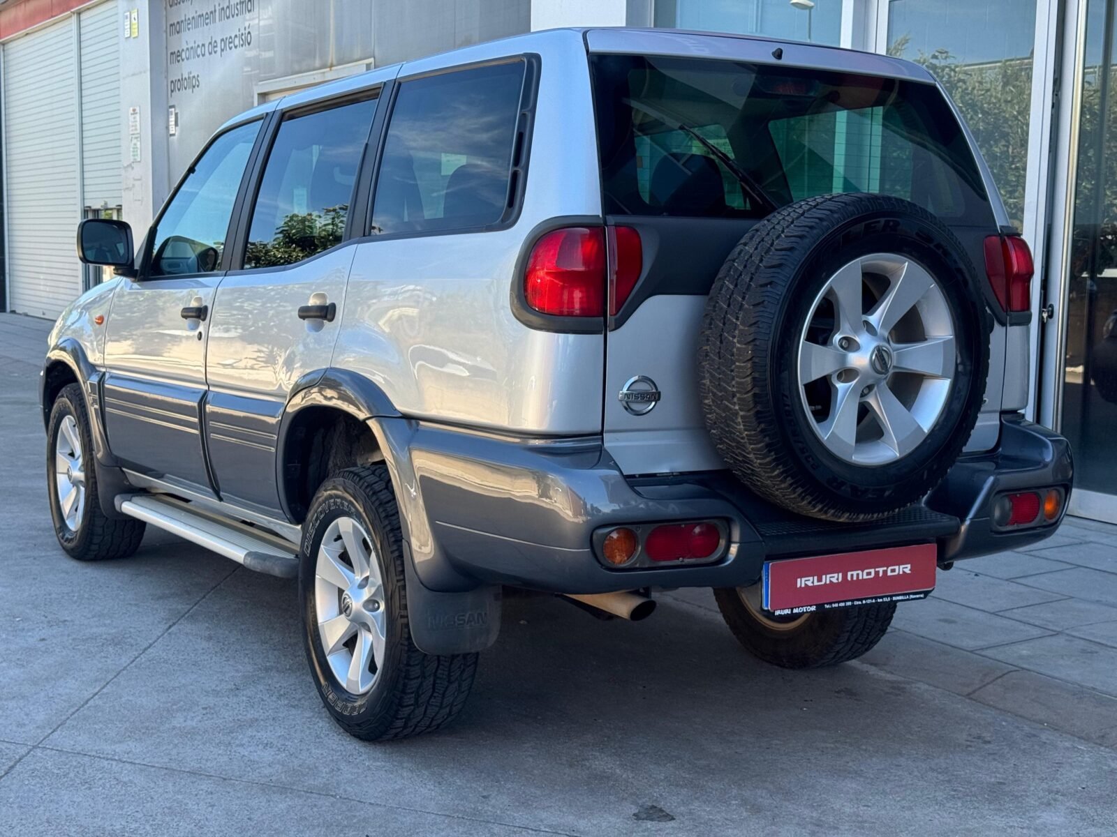 NISSAN Terrano 3.0DI Sport 5p